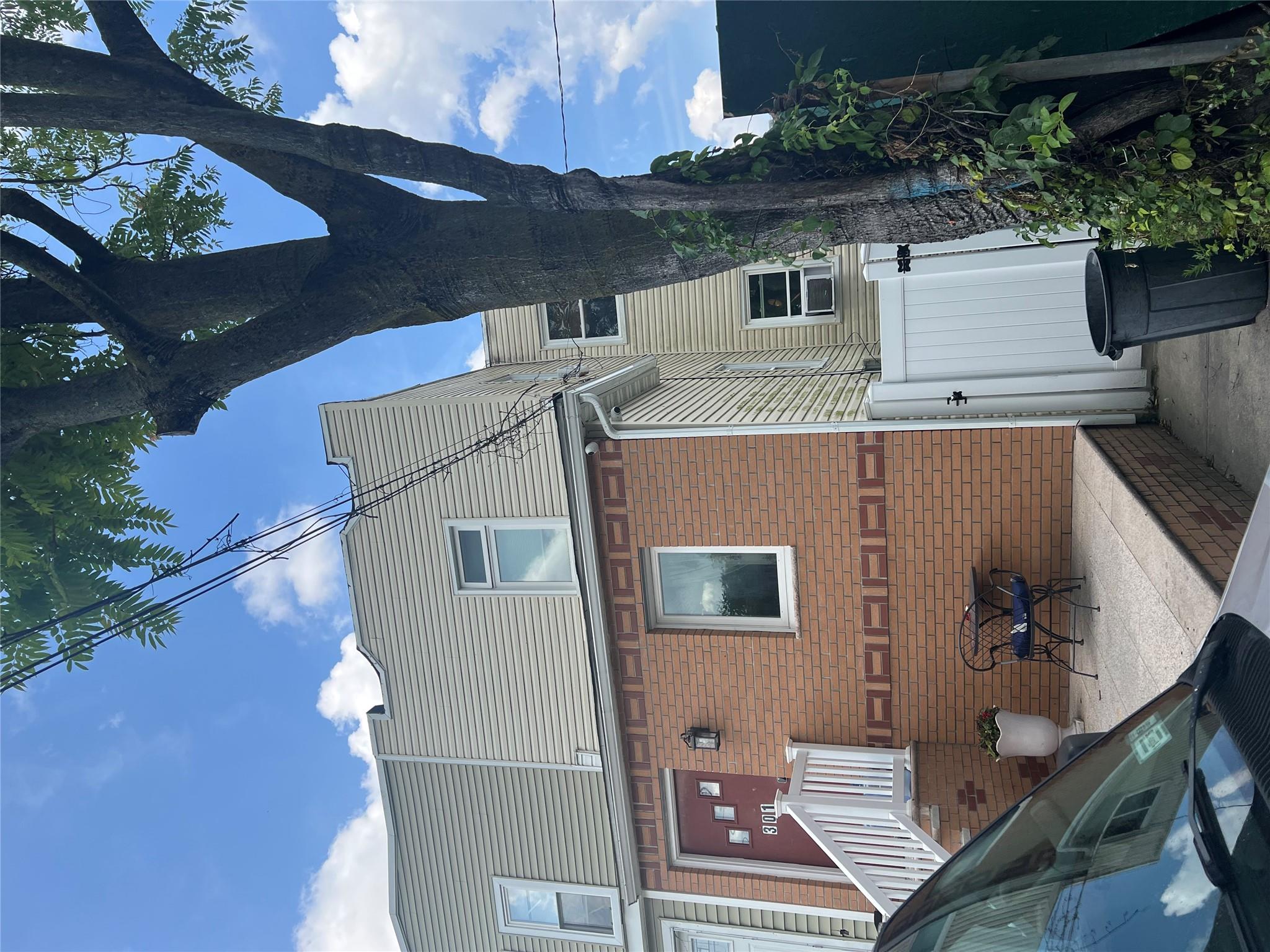 301 Beach 15 Street, Far Rockaway, NY 11691