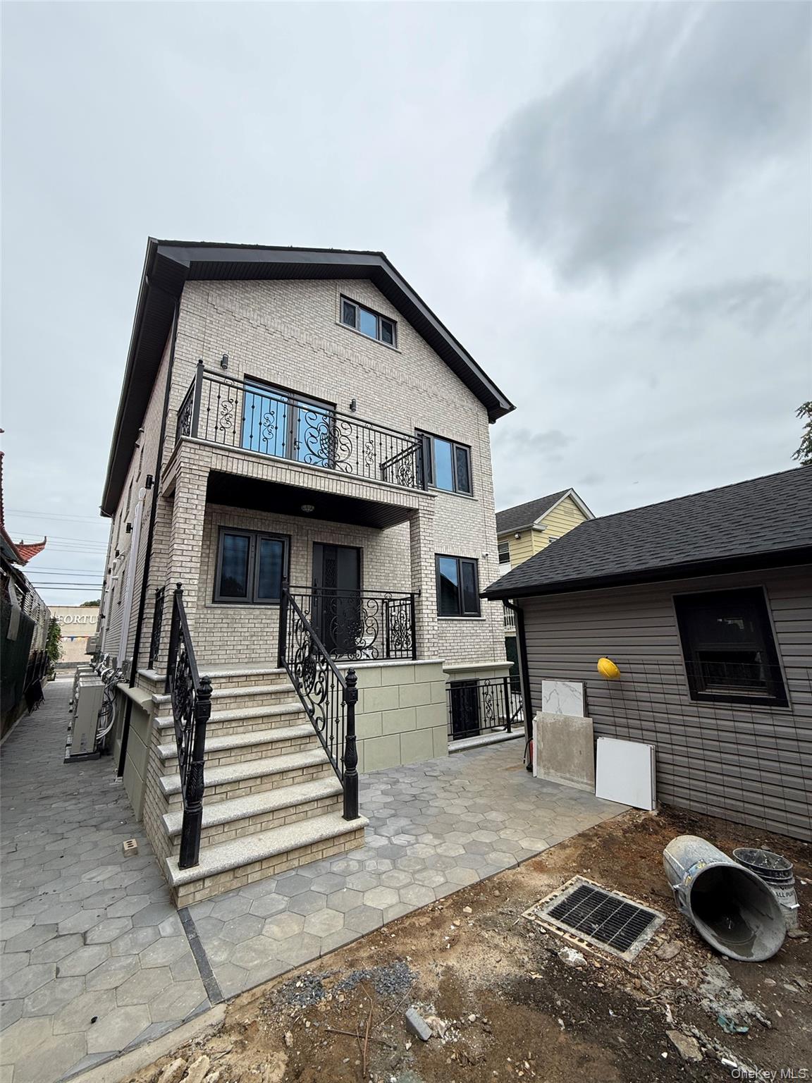 46-40 Kissena Boulevard, Flushing, NY 11355