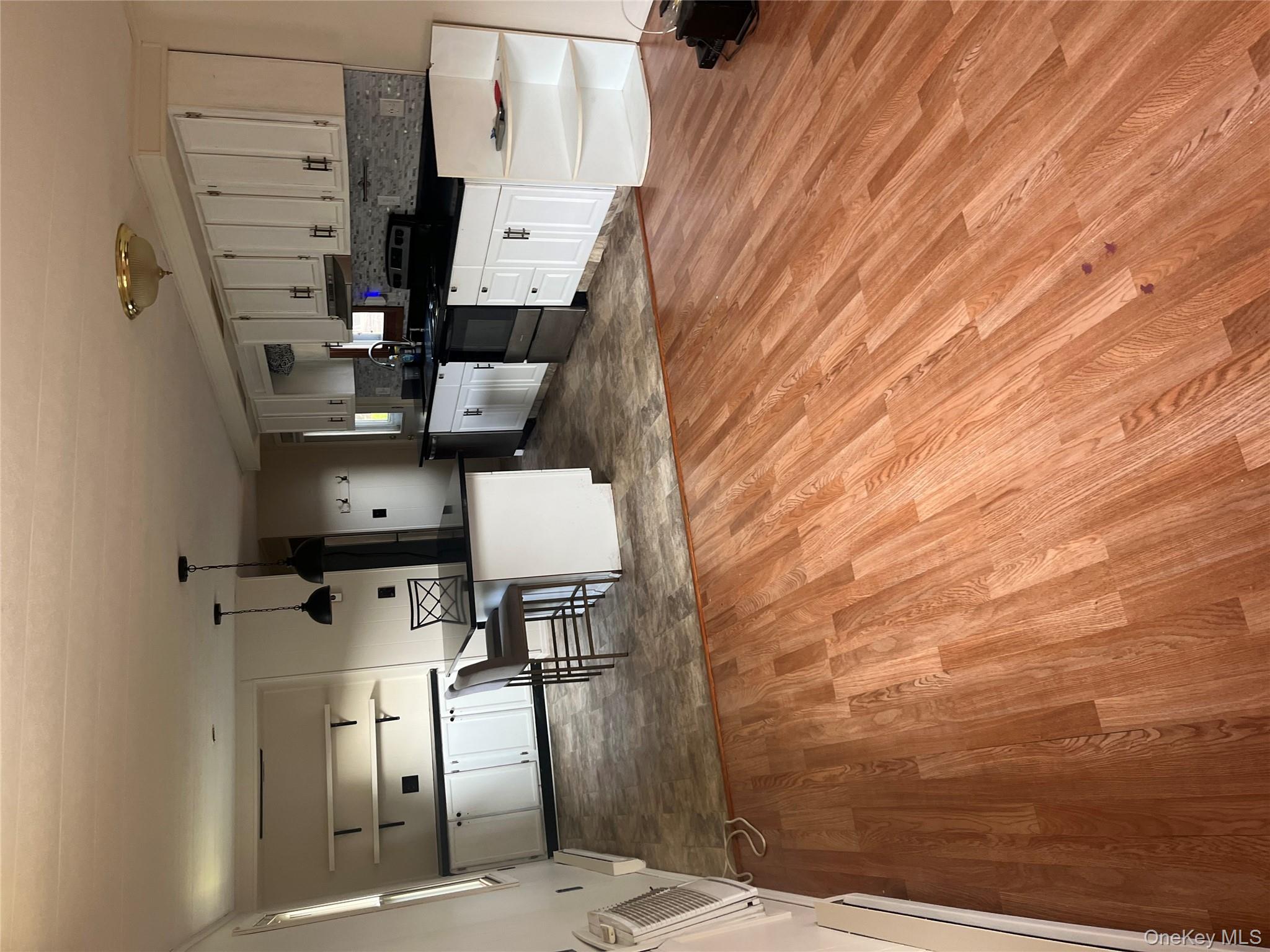 93 Village Circle W, Manorville, NY 11949