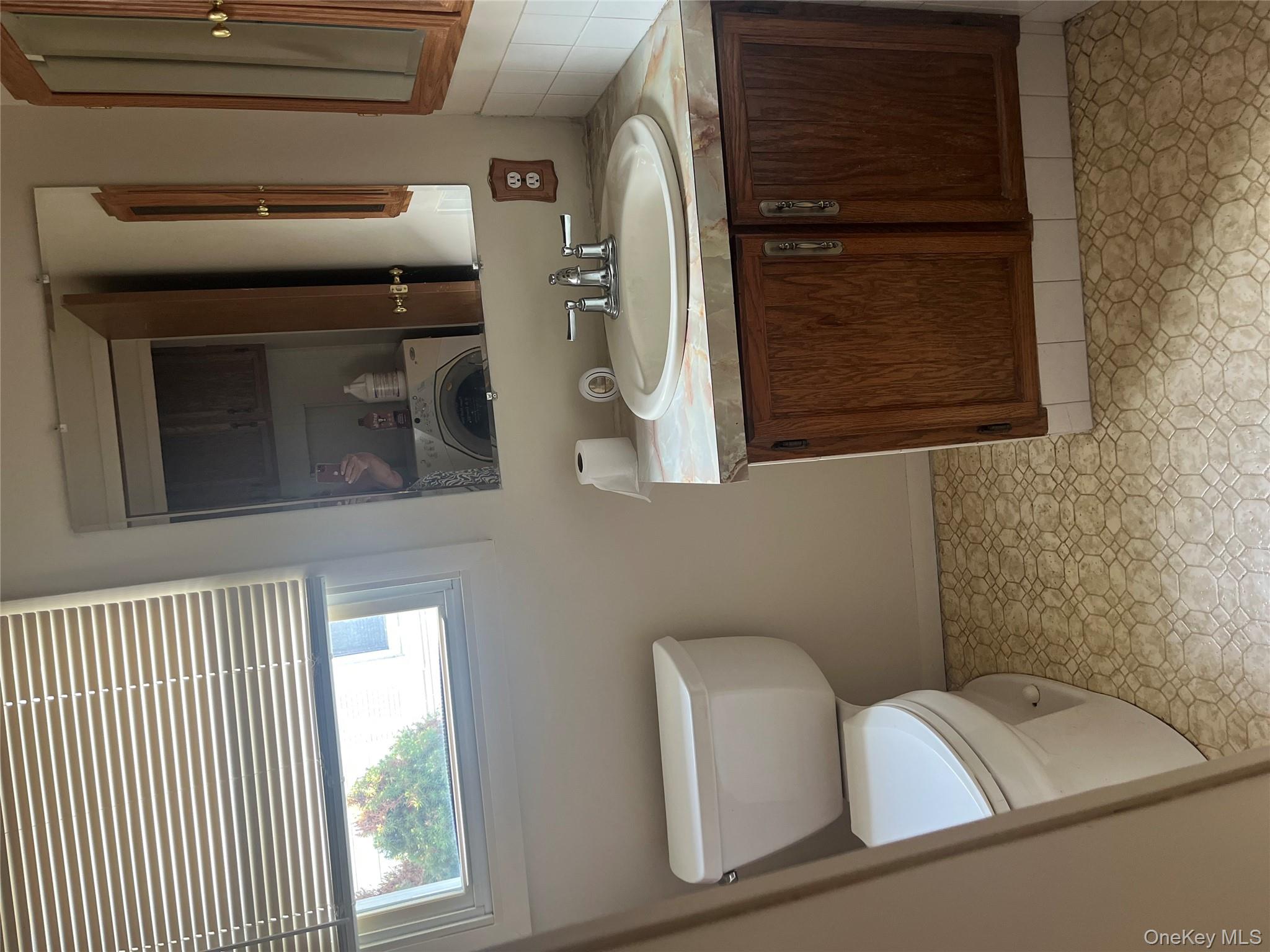 93 Village Circle W, Manorville, NY 11949