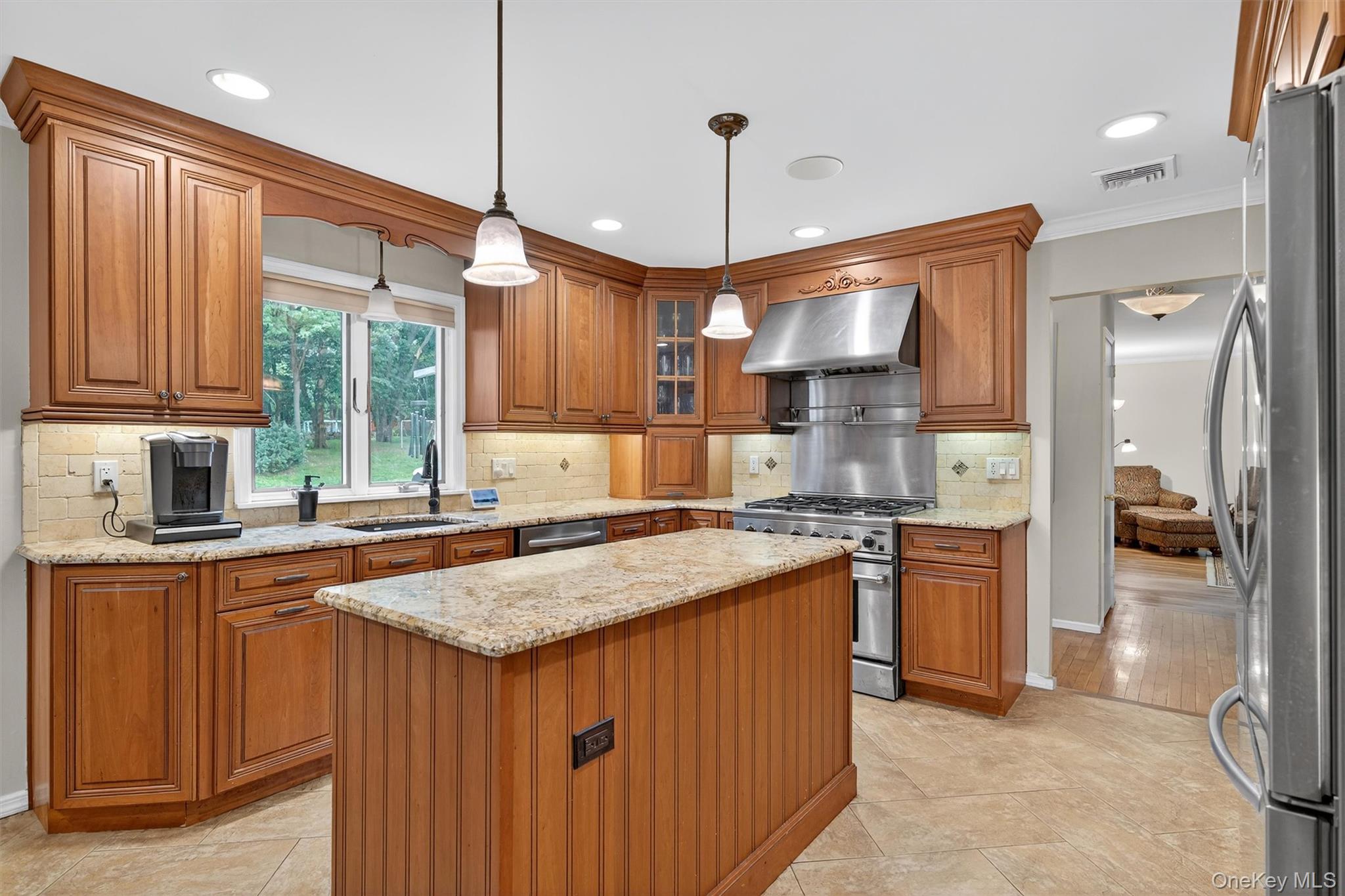 3 Karsten Drive, Montebello, NY 10901