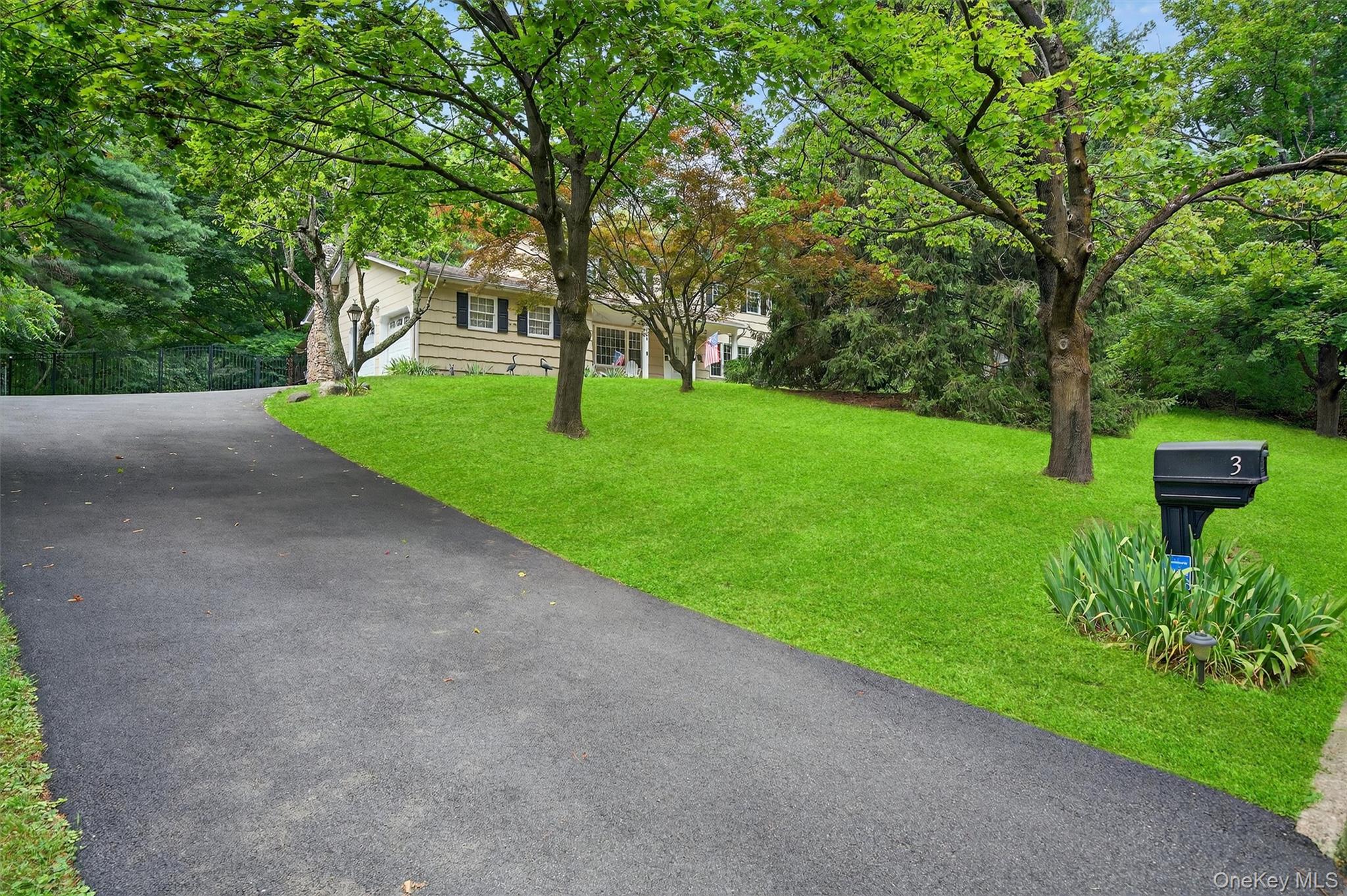 3 Karsten Drive, Montebello, NY 10901