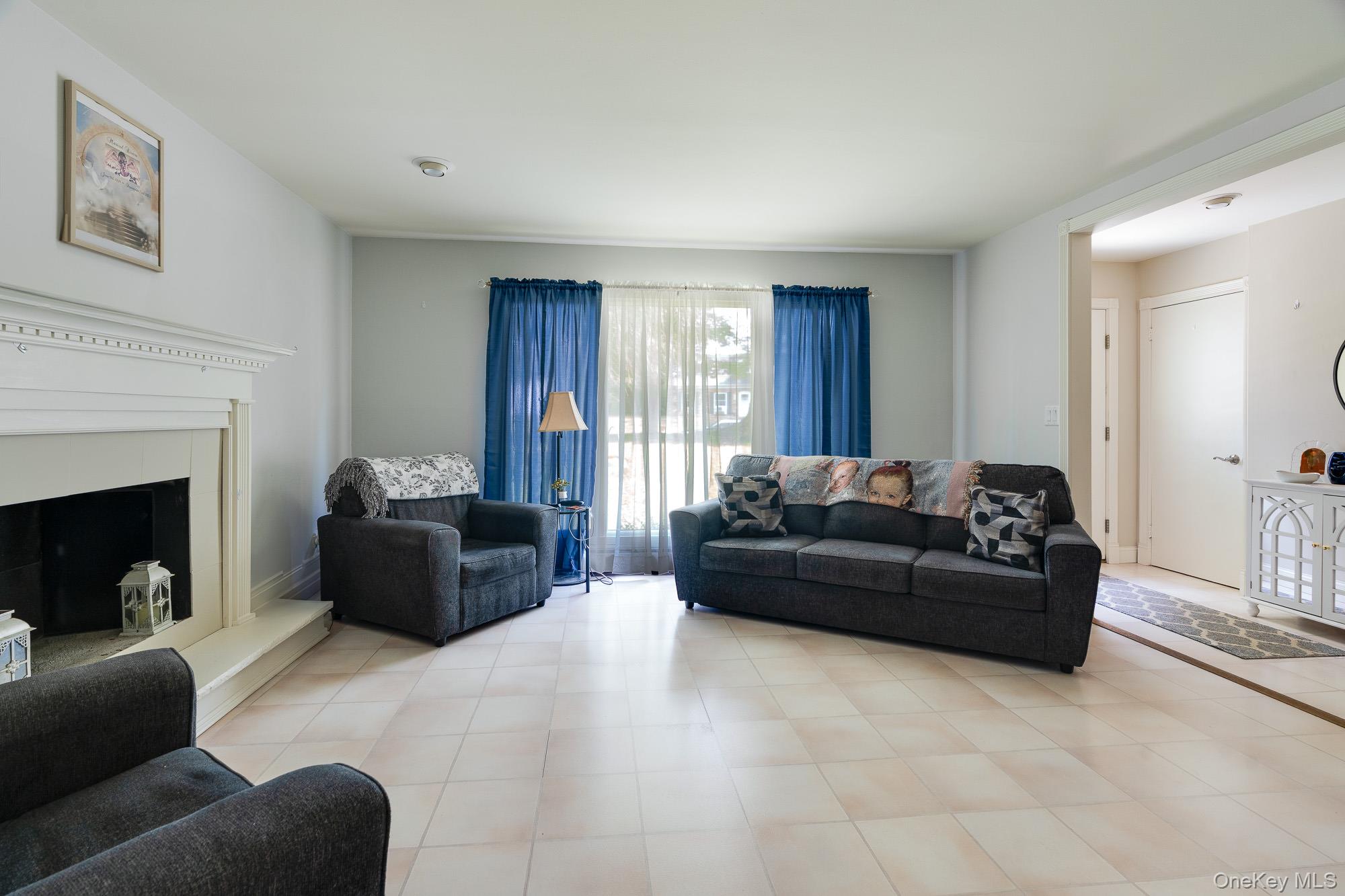 156 Bart Drive, Poughkeepsie, NY 12603