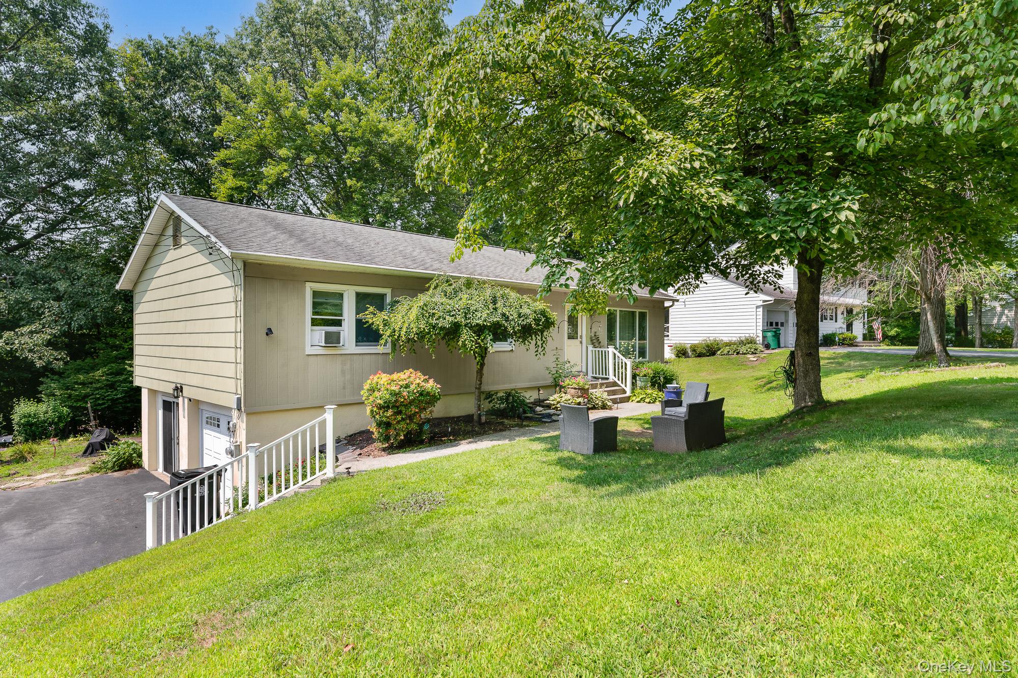 156 Bart Drive, Poughkeepsie, NY 12603