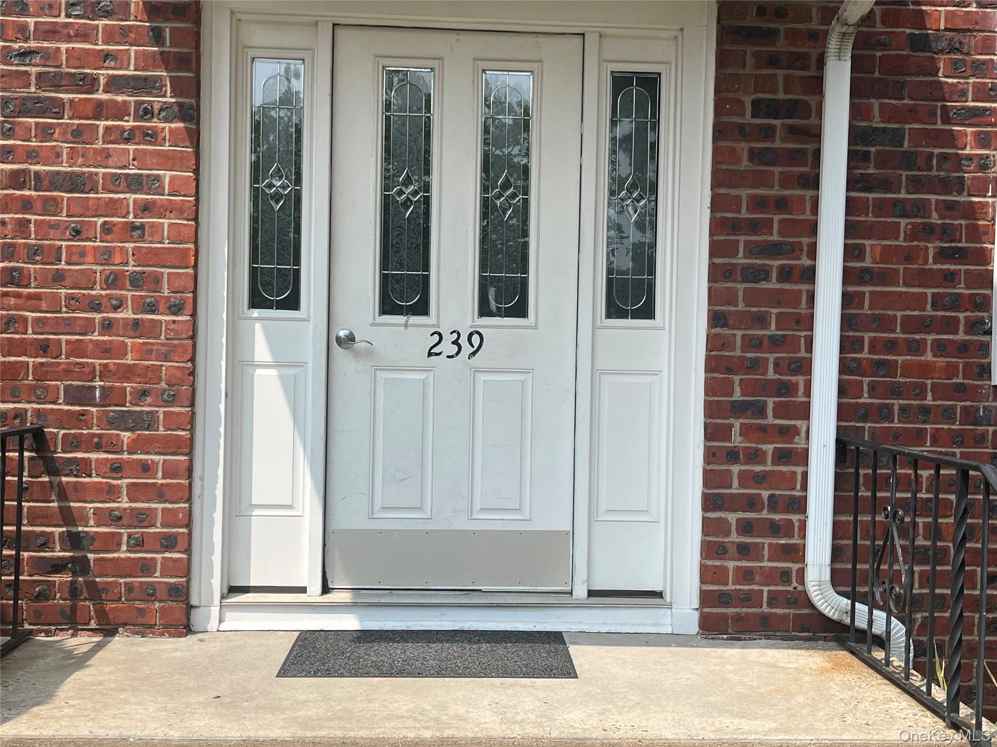 239 N Middletown Road # A, Pearl River, NY 10965