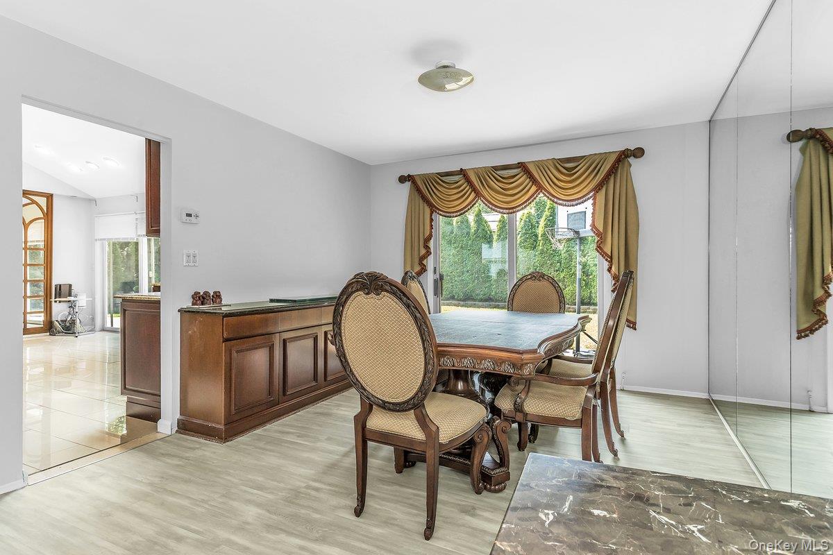 83 The Dell, Searingtown, NY 11507