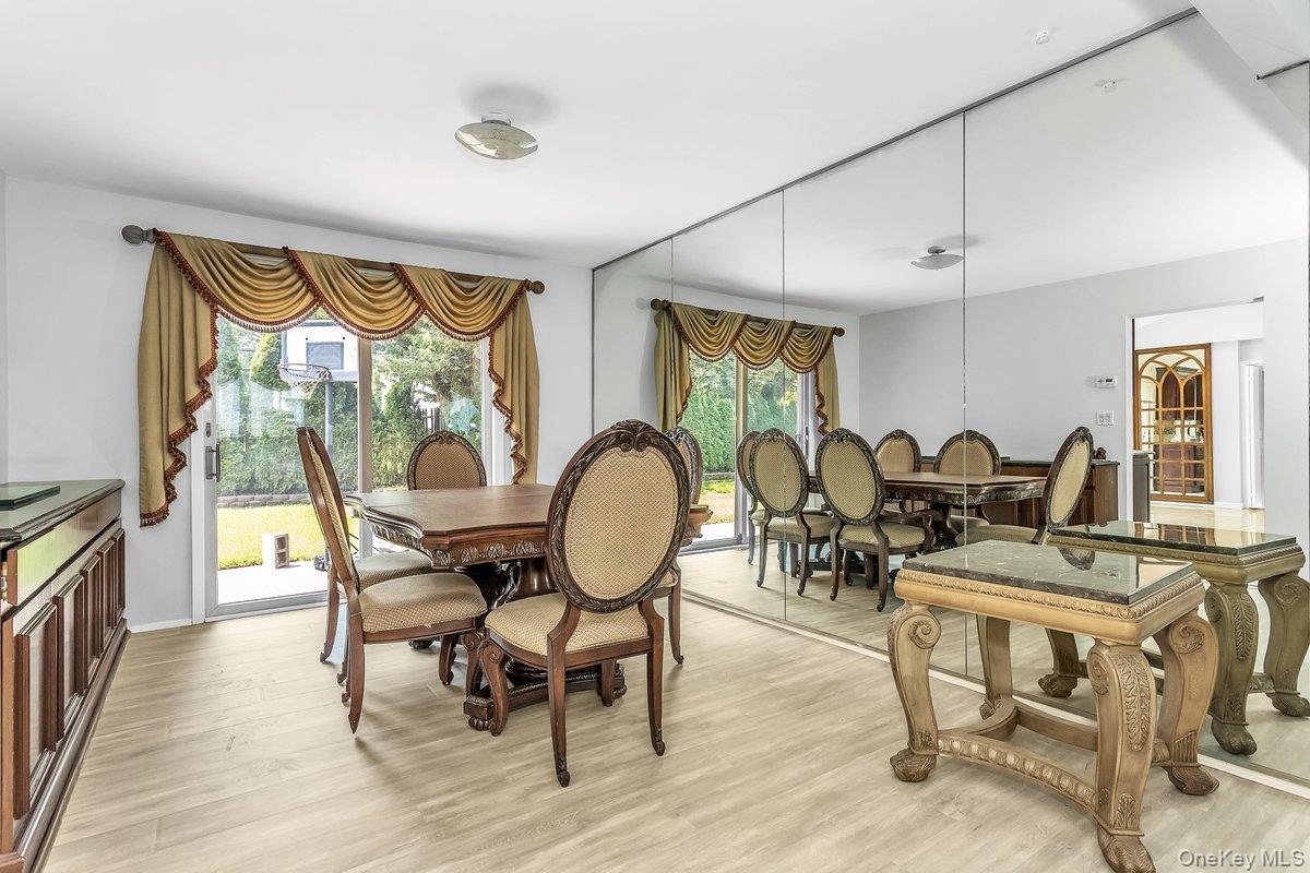 83 The Dell, Searingtown, NY 11507