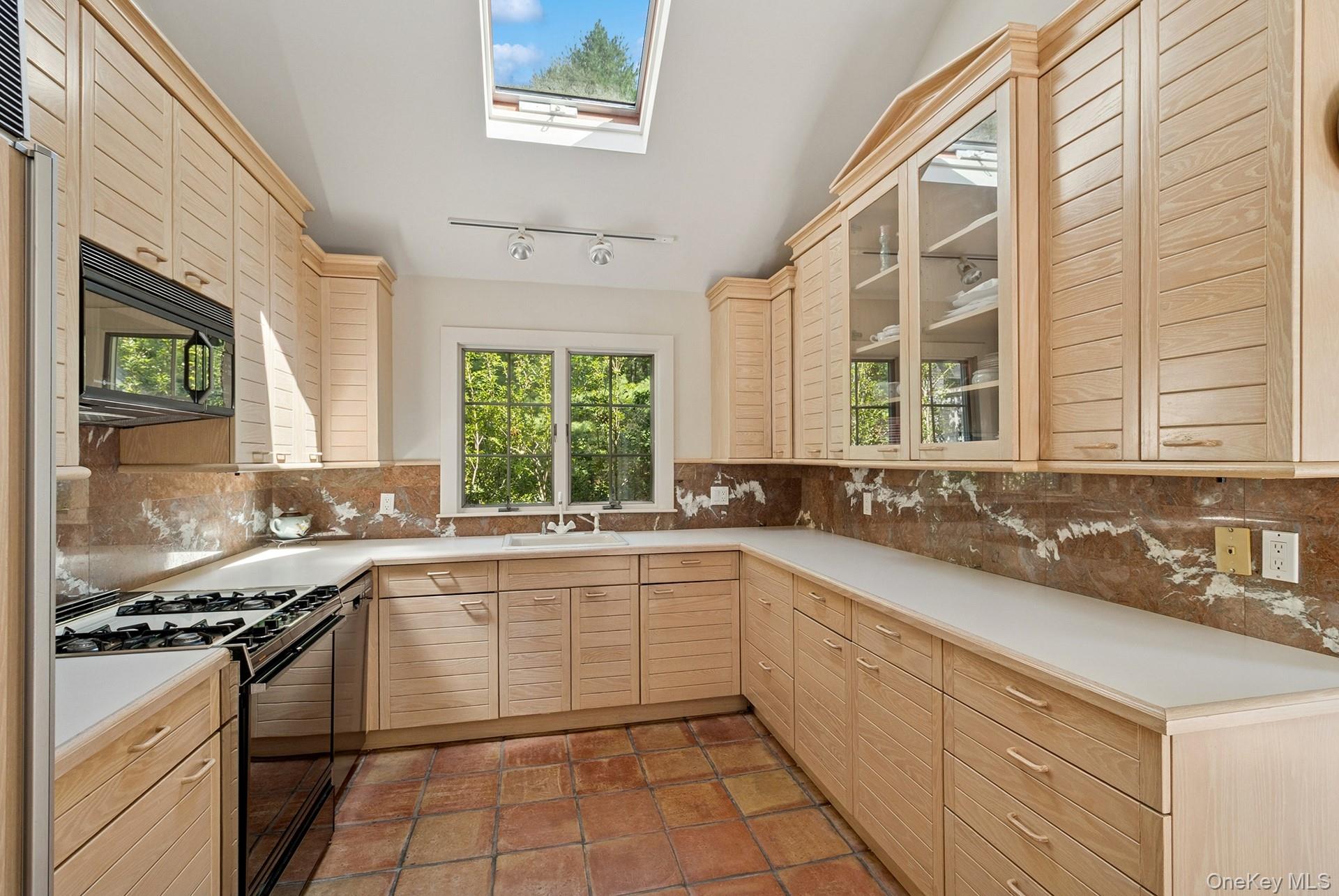 530 Hands Creek Road, East Hampton, NY 11937