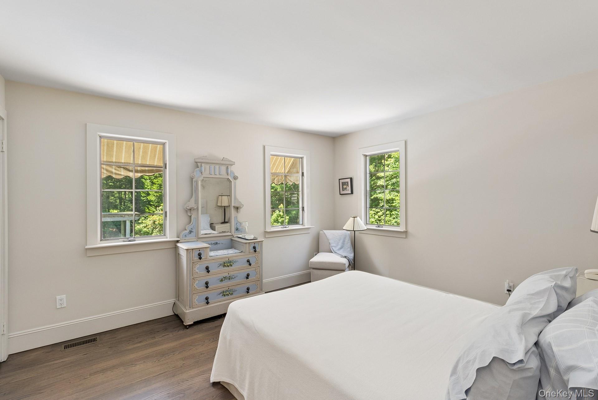 530 Hands Creek Road, East Hampton, NY 11937