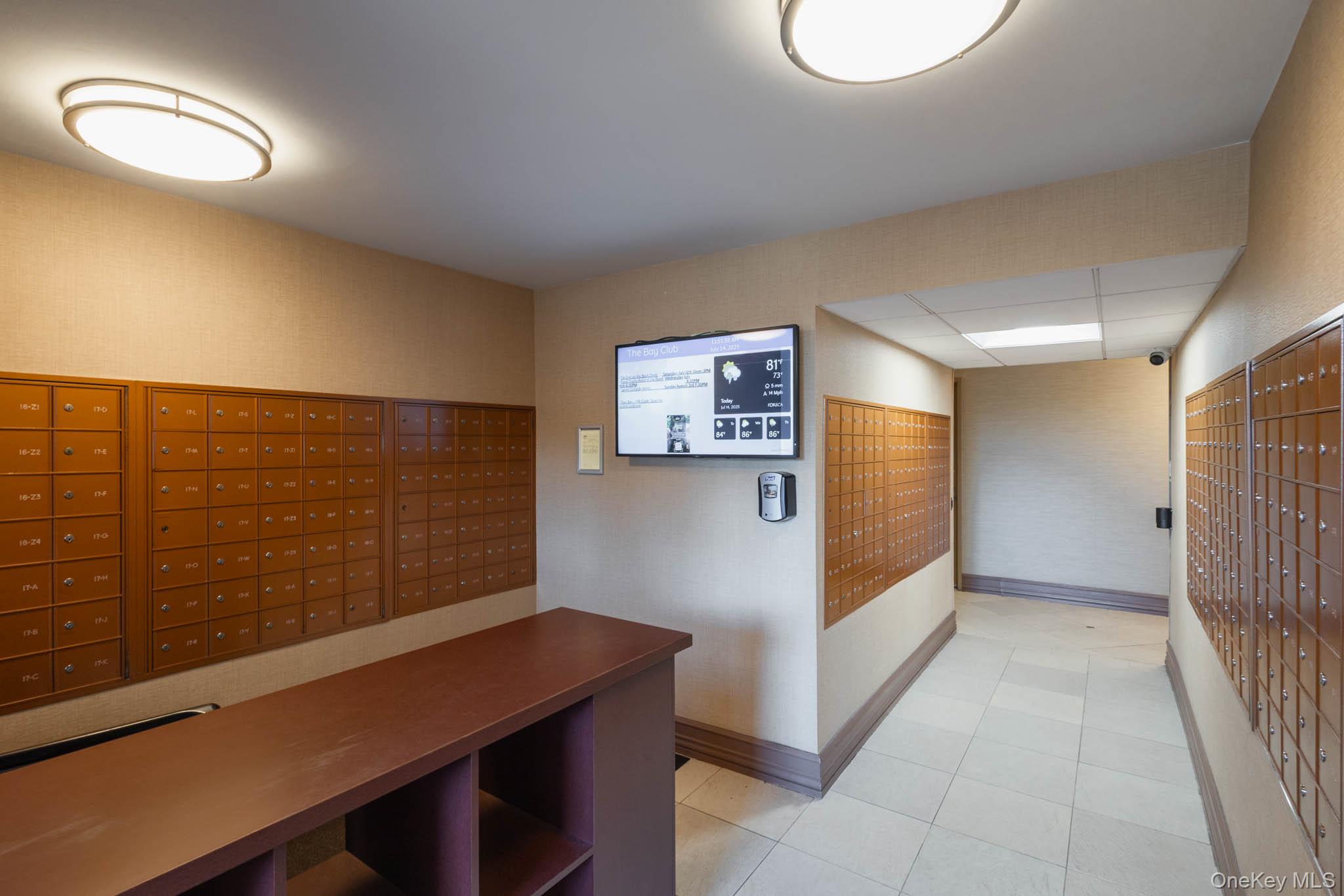 1 Bay Club Drive # 4N, Bayside, NY 11360