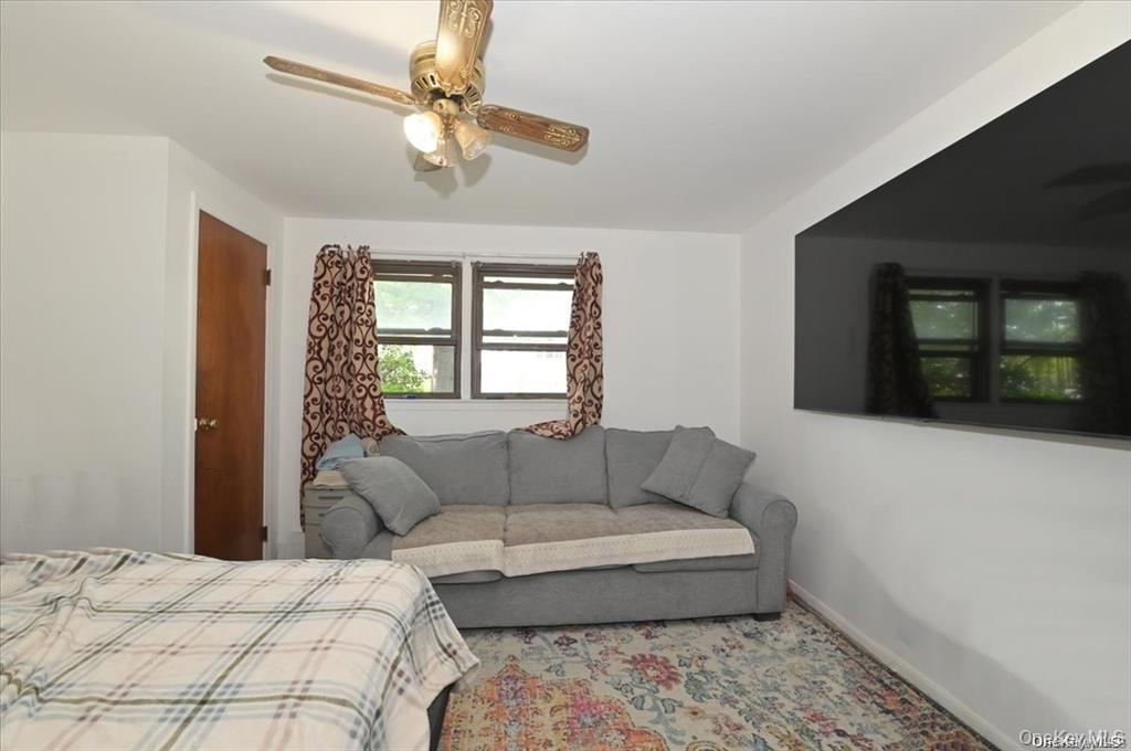 11 Edwards Place, Valley Stream, NY 11580