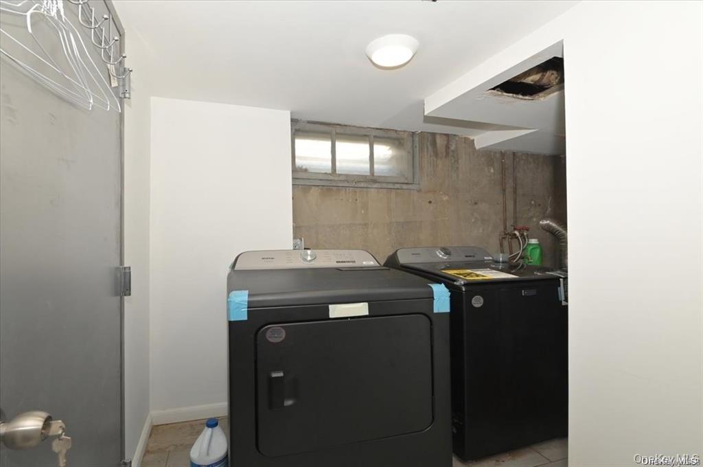 11 Edwards Place, Valley Stream, NY 11580