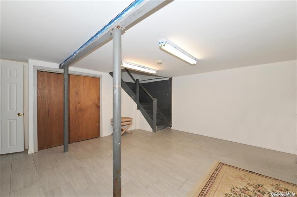 11 Edwards Place, Valley Stream, NY 11580