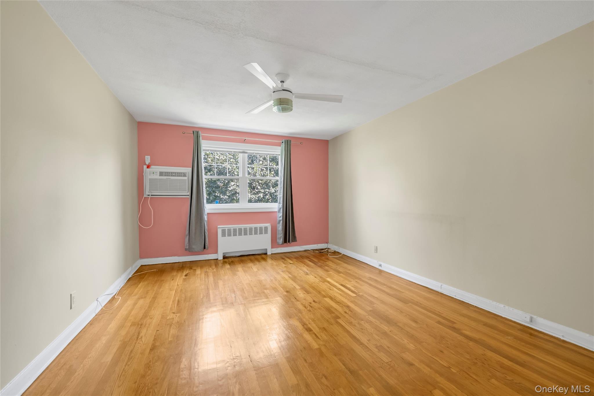 226-09 Union Turnpike # B, Bayside, NY 11364