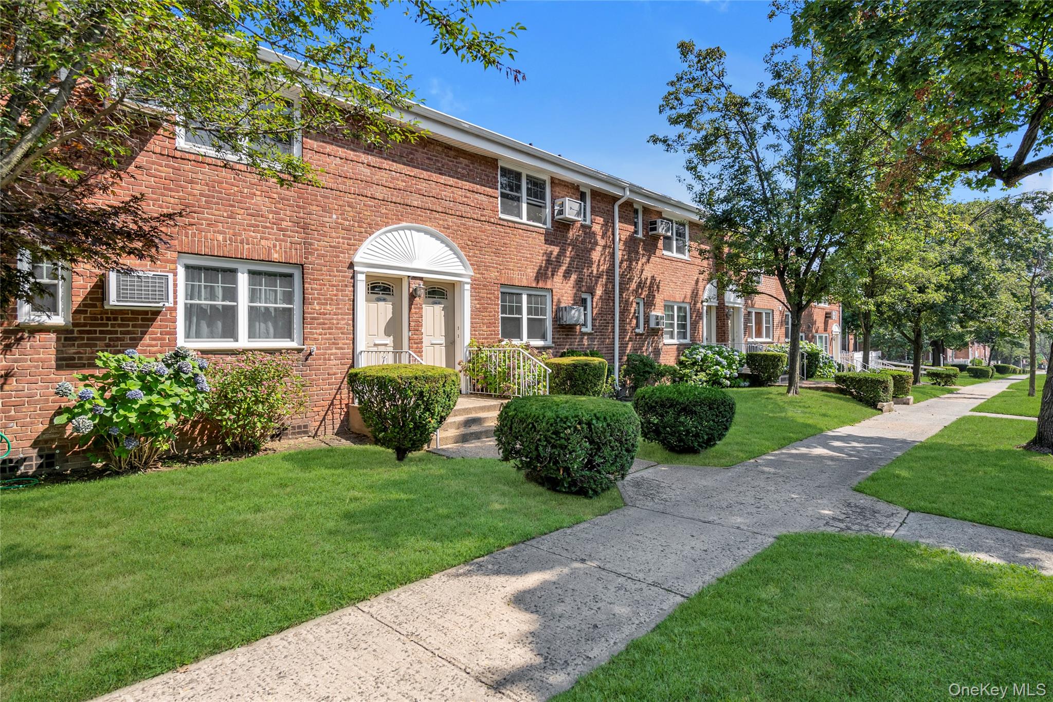 226-09 Union Turnpike # B, Bayside, NY 11364