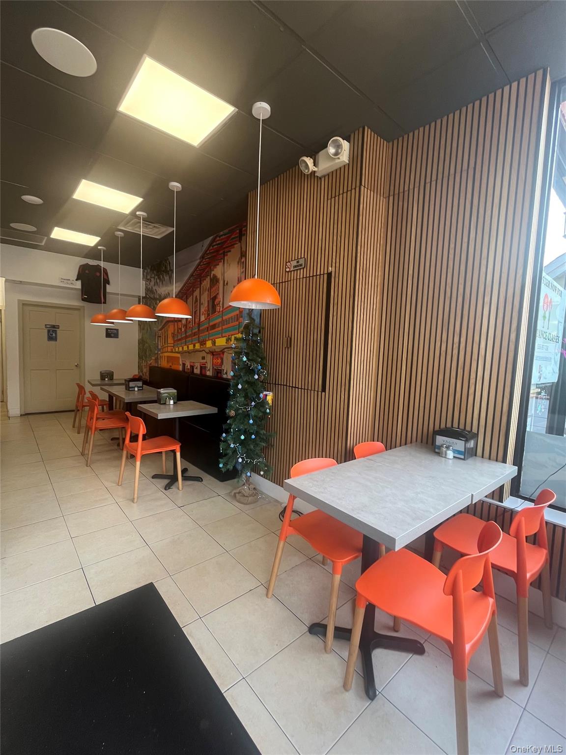 182B Maple Avenue, Rockville Centre, NY 11570