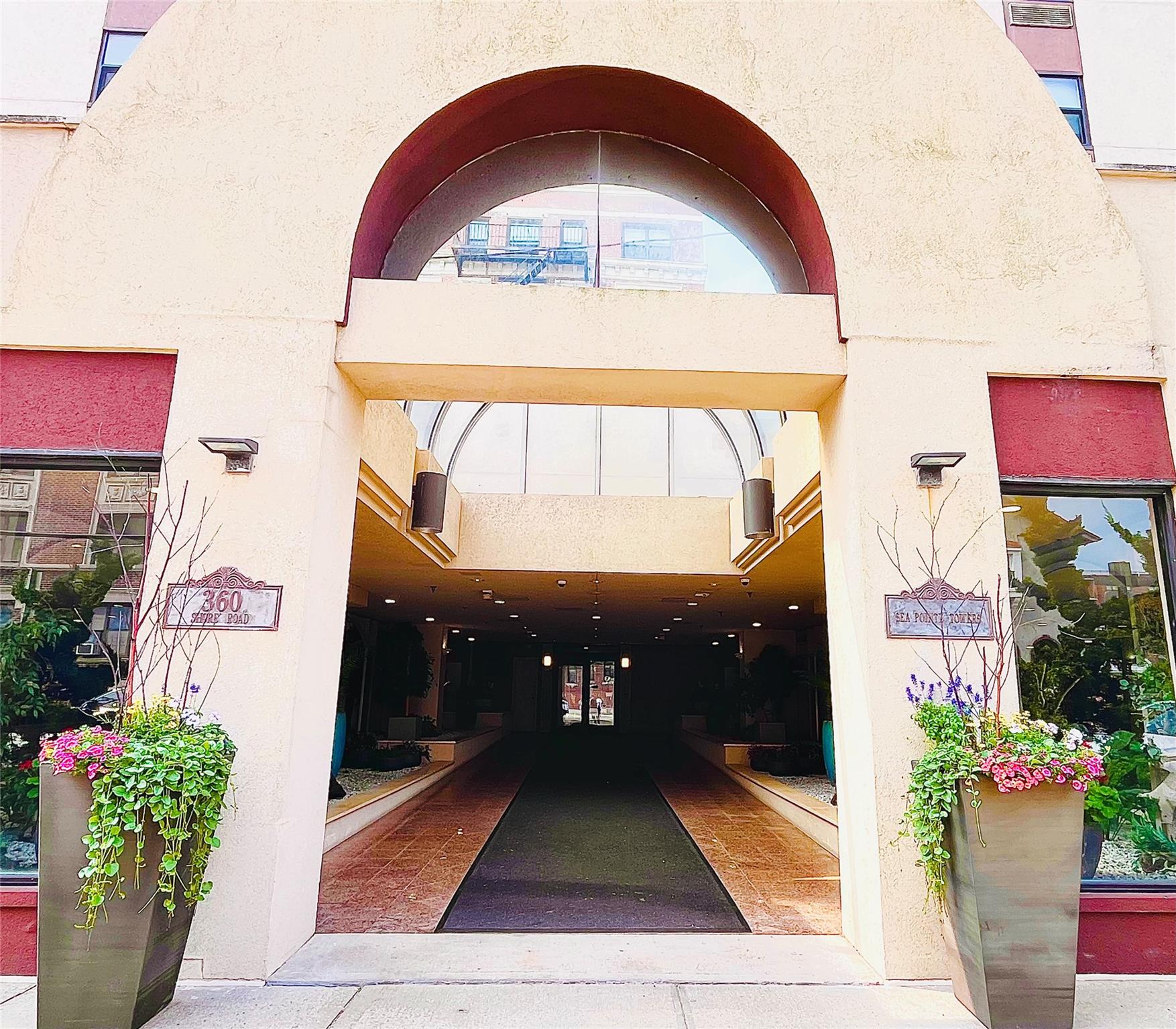360 Shore Road # 7J, Long Beach, NY 11561