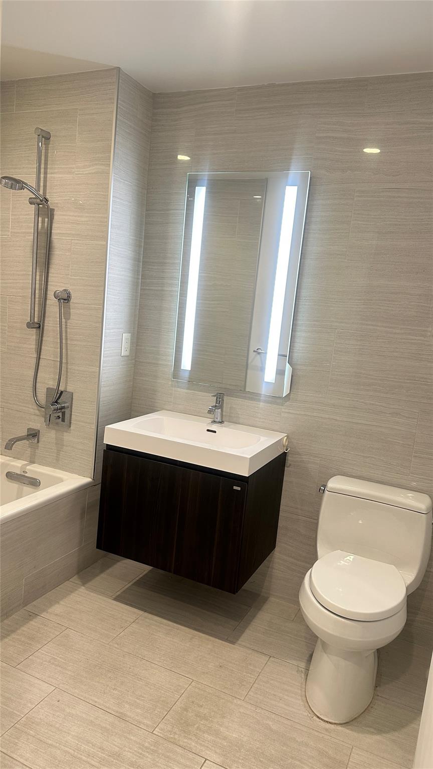 131-01 40th Rd # C, Flushing, NY 11354