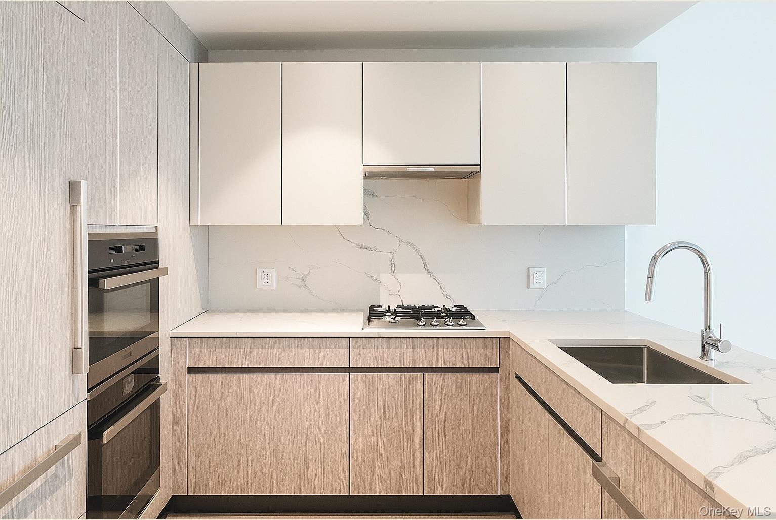 133-27 39th Avenue # 5T, Flushing, NY 11354