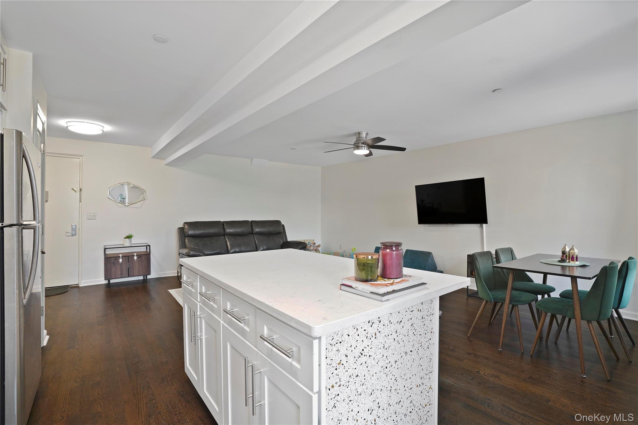 1 Hawley Terrace # 2J, Yonkers, NY 10701