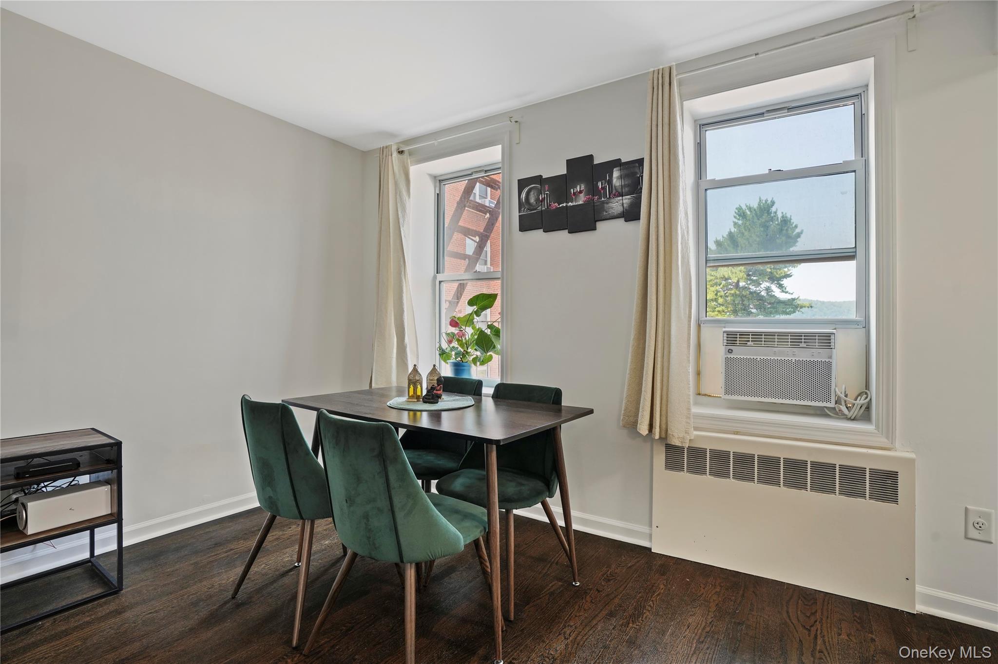 1 Hawley Terrace # 2J, Yonkers, NY 10701