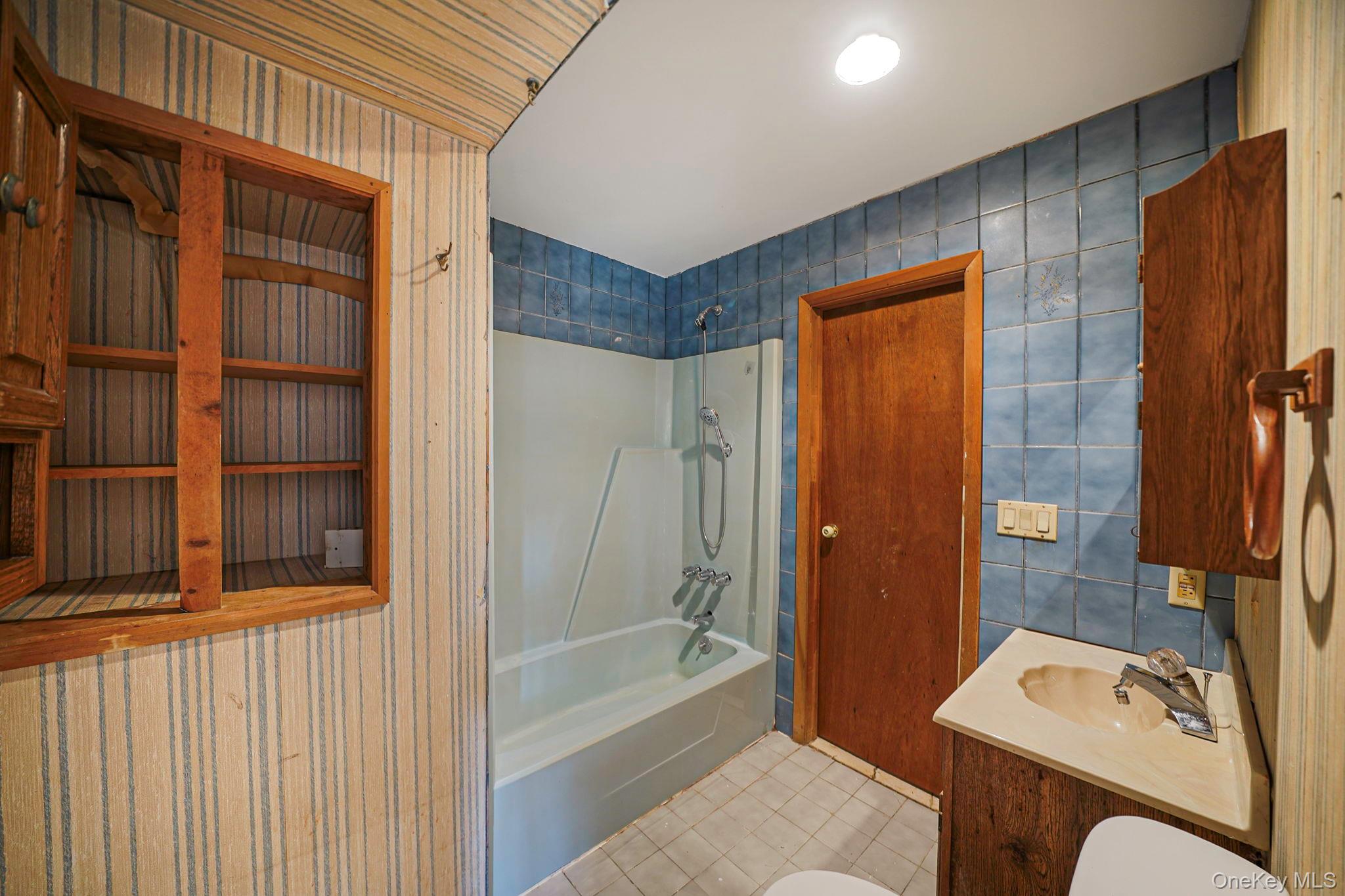 254 Gibbs Pond Road, Nesconset, NY 11767