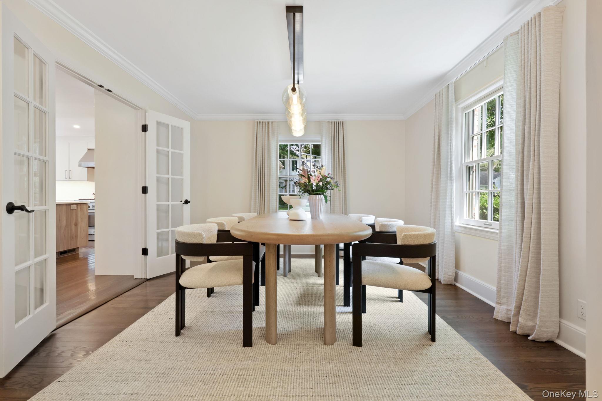 8 Varian Lane, Scarsdale, NY 10583