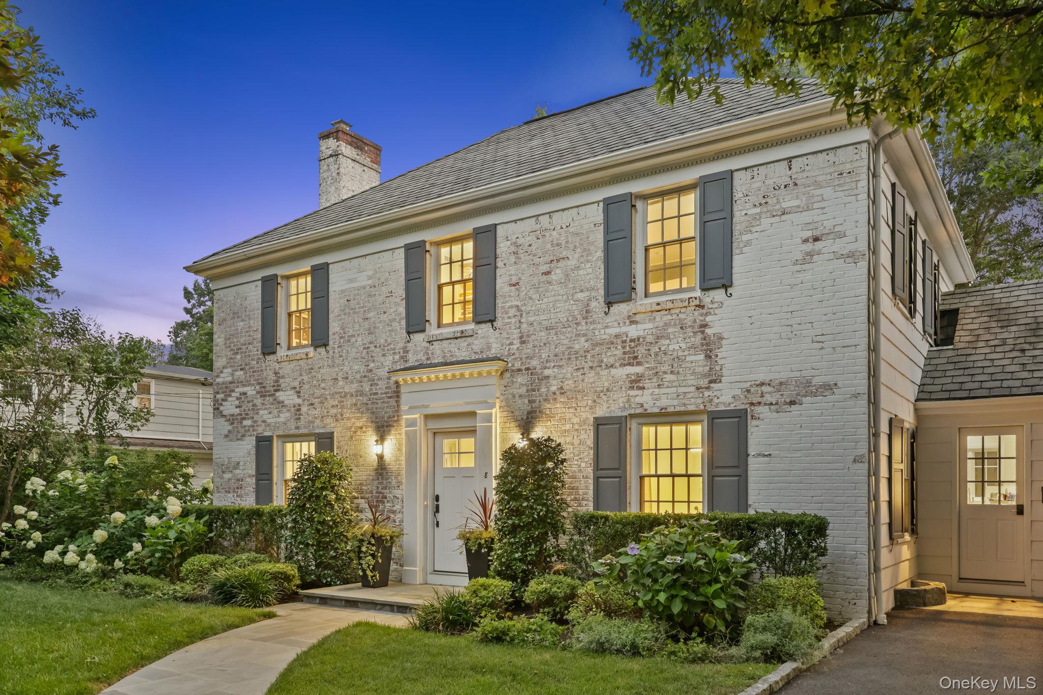 8 Varian Lane, Scarsdale, NY 10583