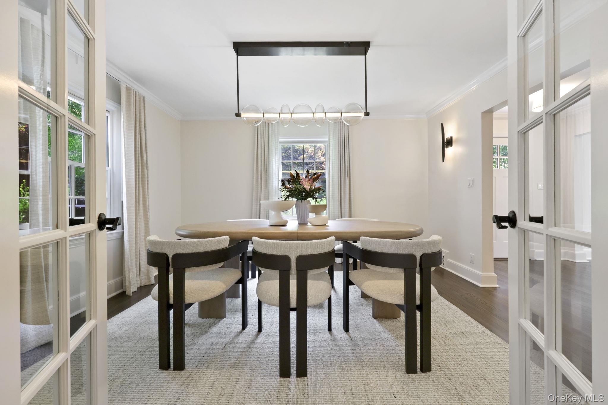 8 Varian Lane, Scarsdale, NY 10583