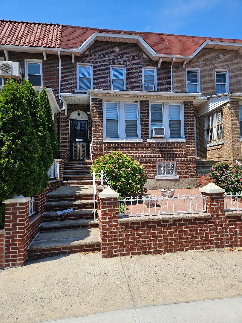 3206 85th Street, East Elmhurst, NY 11370