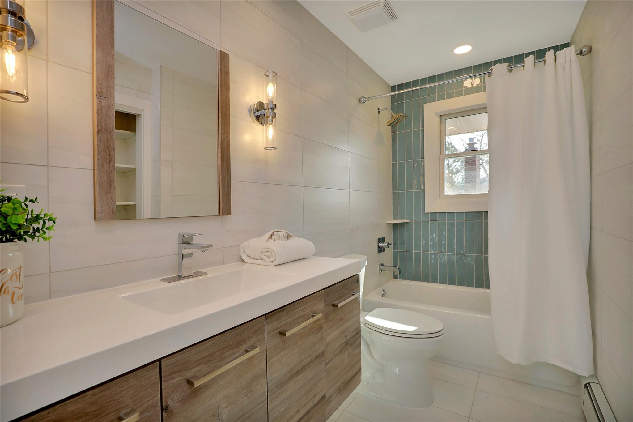 23 Belmont Circle, Syosset, NY 11791