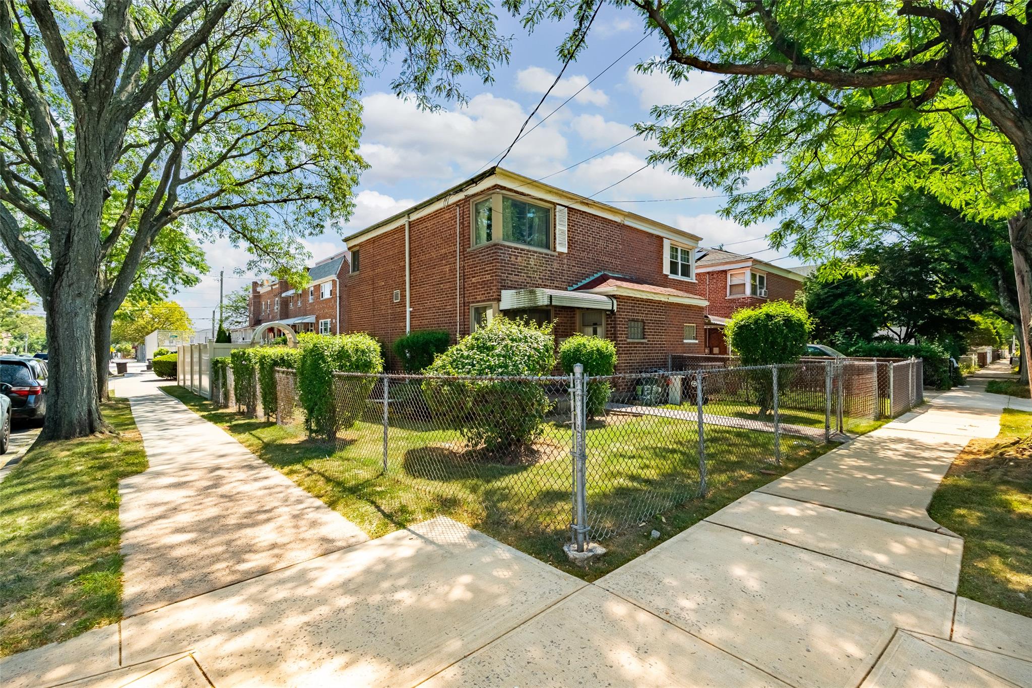 4242 Ely Avenue, Bronx, NY 10466