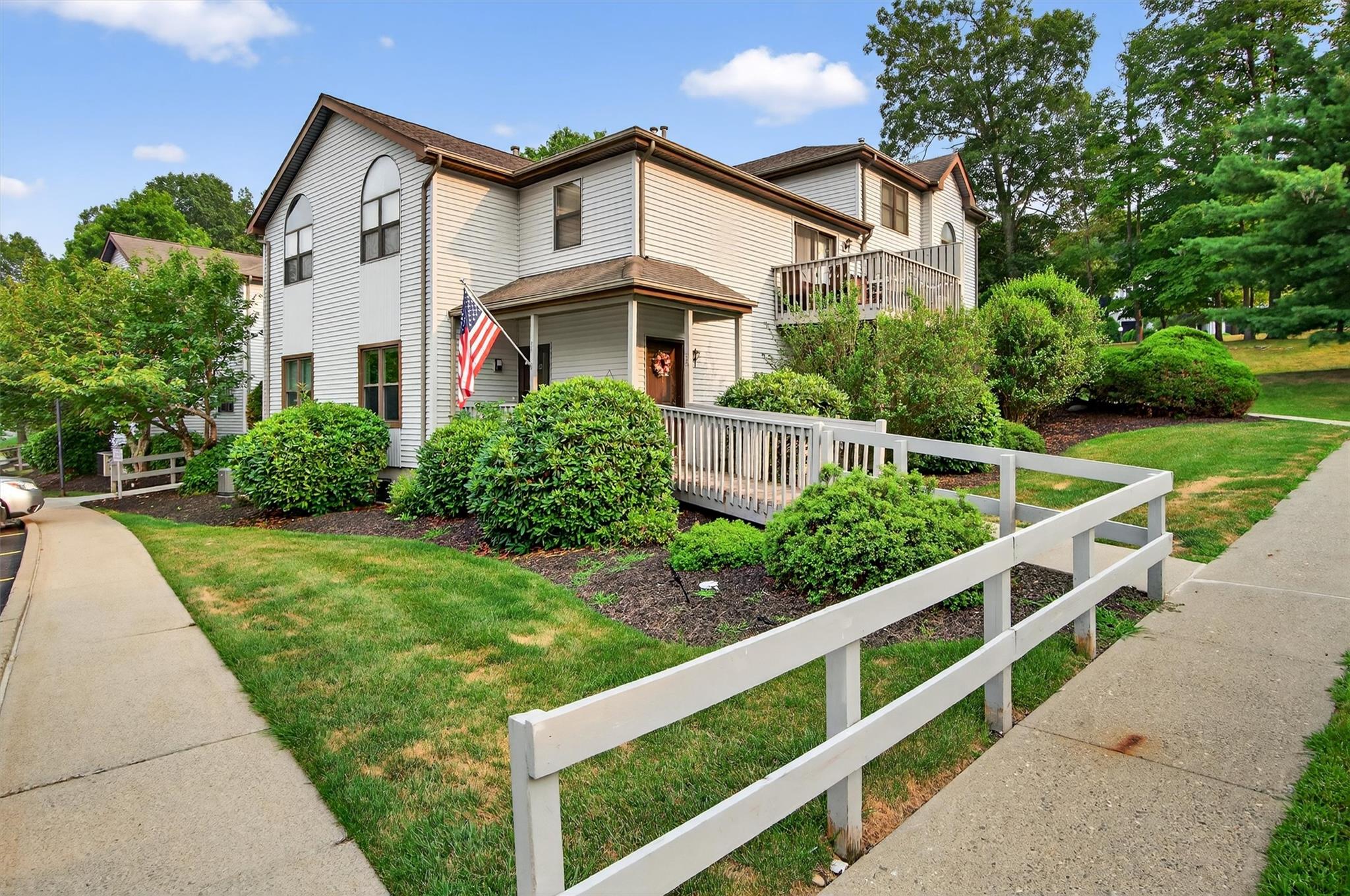 54 Bonney Court, Monroe, NY 10950