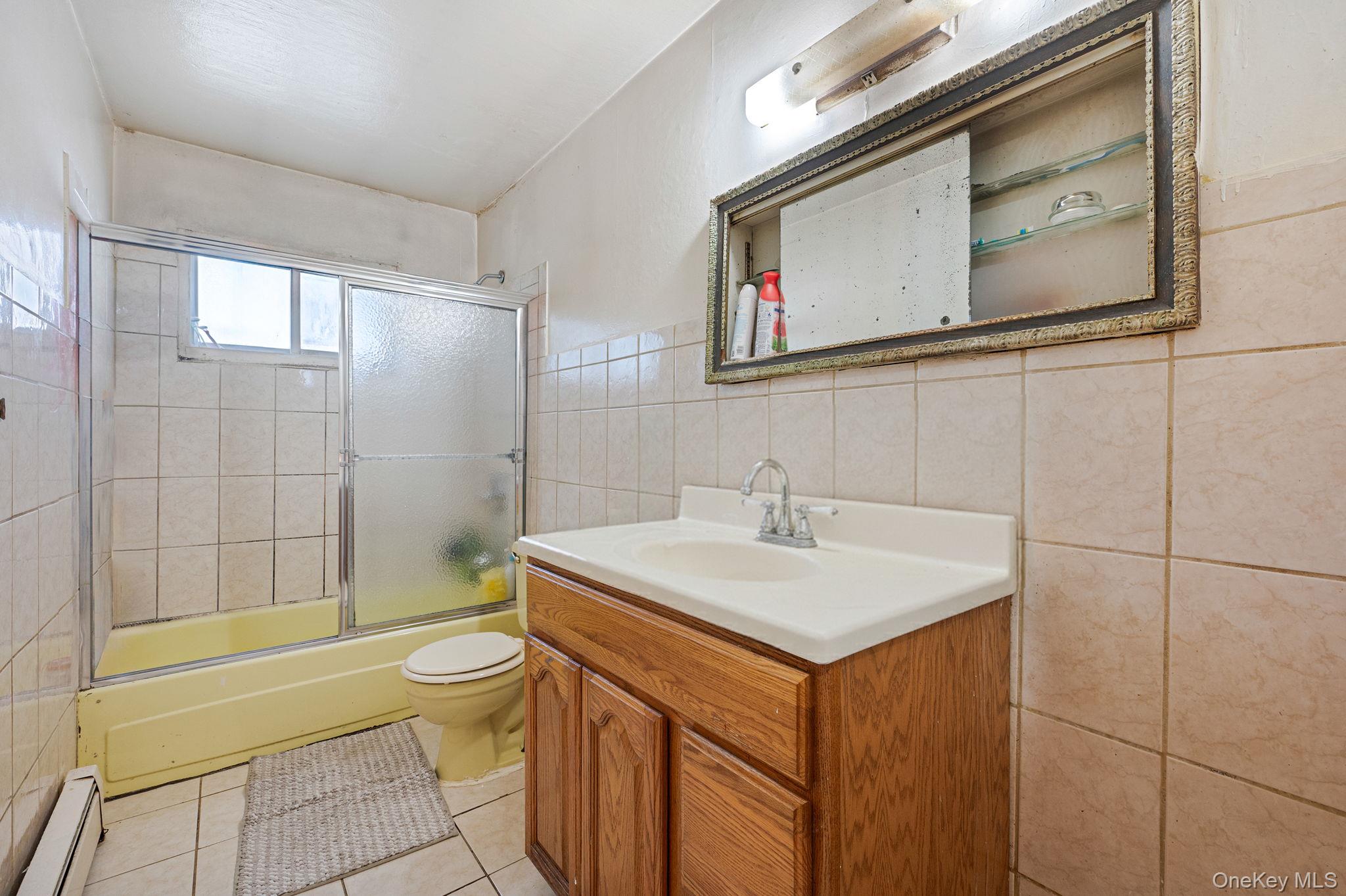 8 Willoughby Street, Brentwood, NY 11717