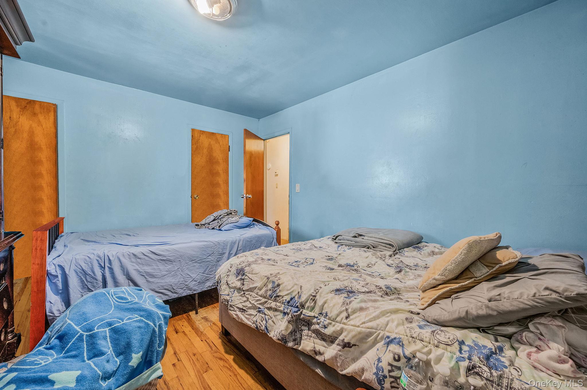 8 Willoughby Street, Brentwood, NY 11717