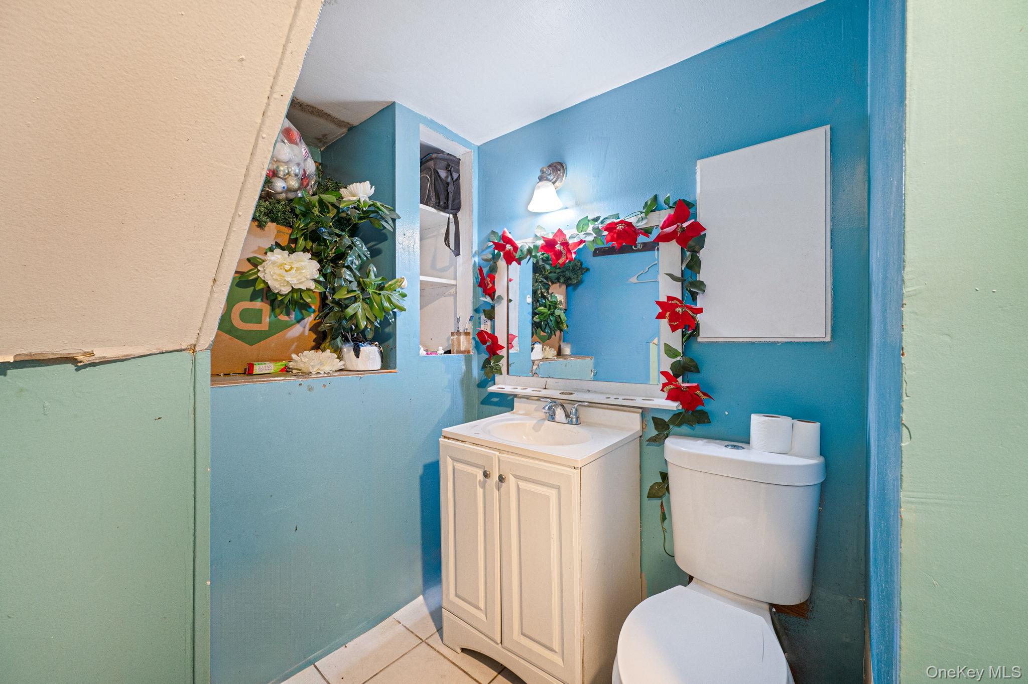 8 Willoughby Street, Brentwood, NY 11717