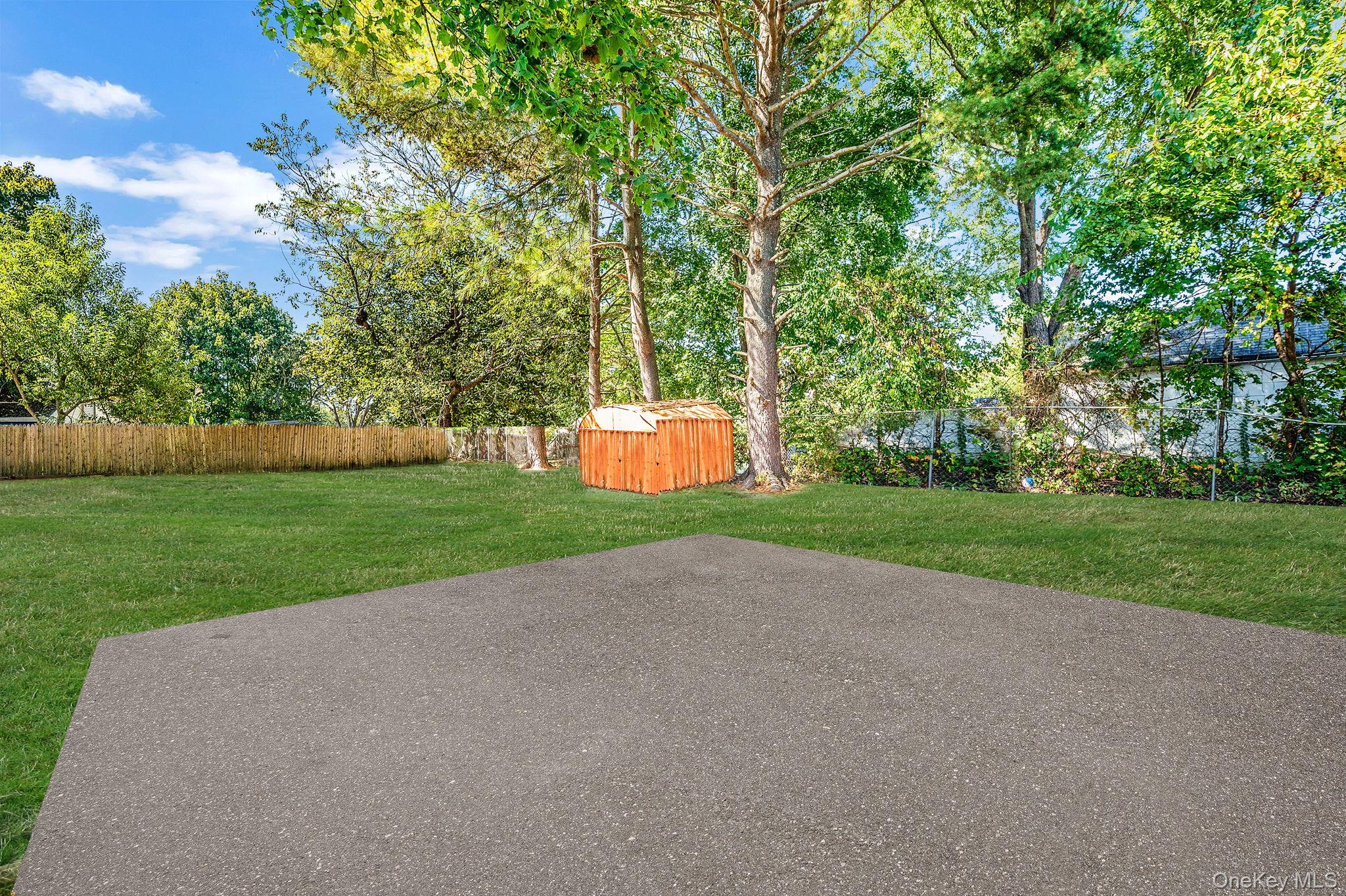 8 Willoughby Street, Brentwood, NY 11717