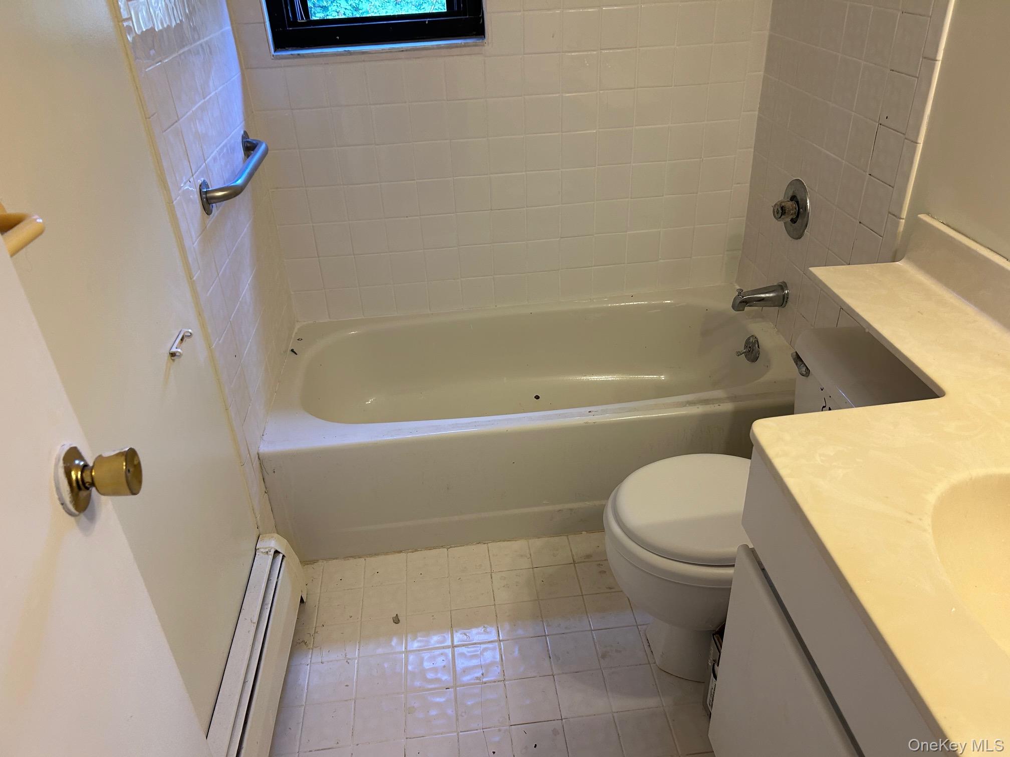 220 Sneden Place # 220, Spring Valley, NY 10977