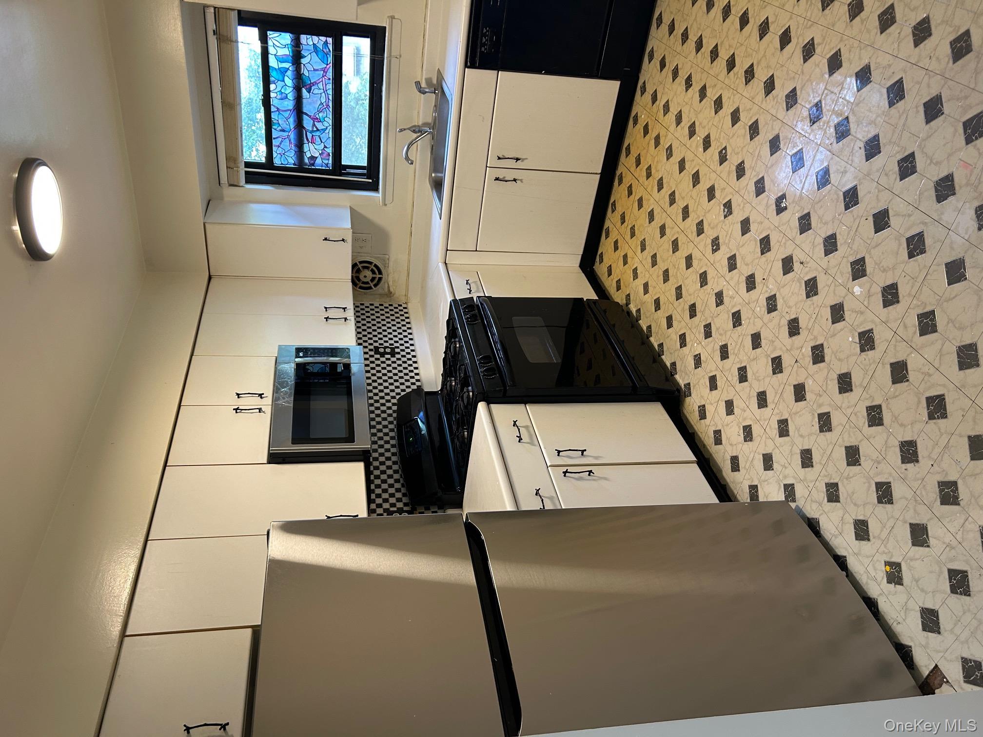 220 Sneden Place # 220, Spring Valley, NY 10977