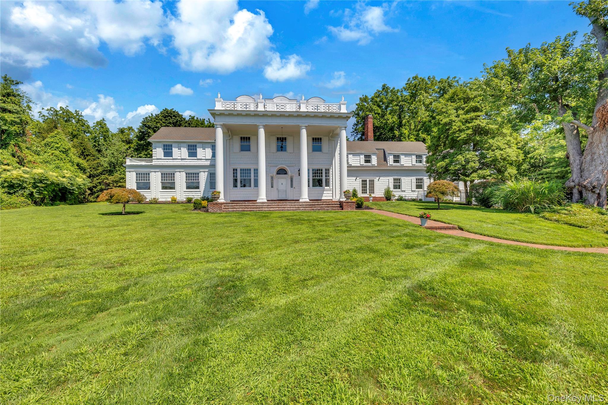 158 E Shore Road, Huntington Bay, NY 11743