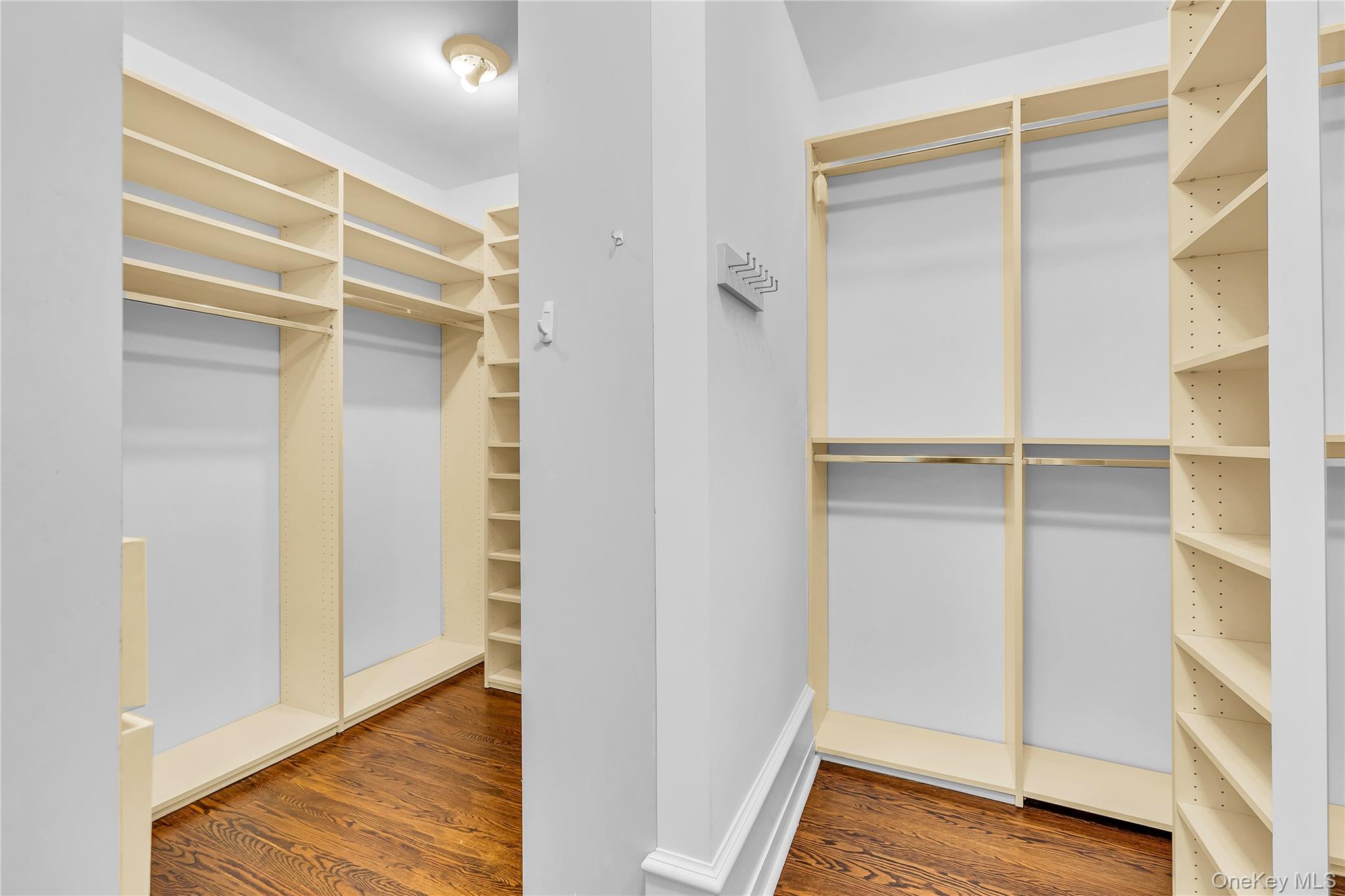 158 E Shore Road, Huntington Bay, NY 11743