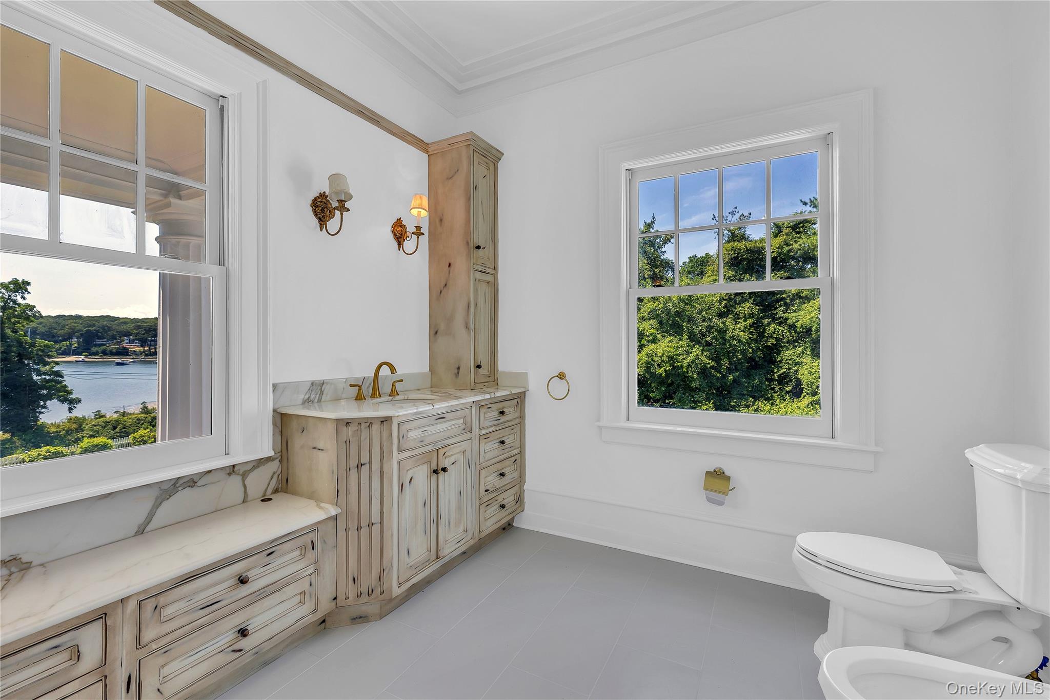 158 E Shore Road, Huntington Bay, NY 11743