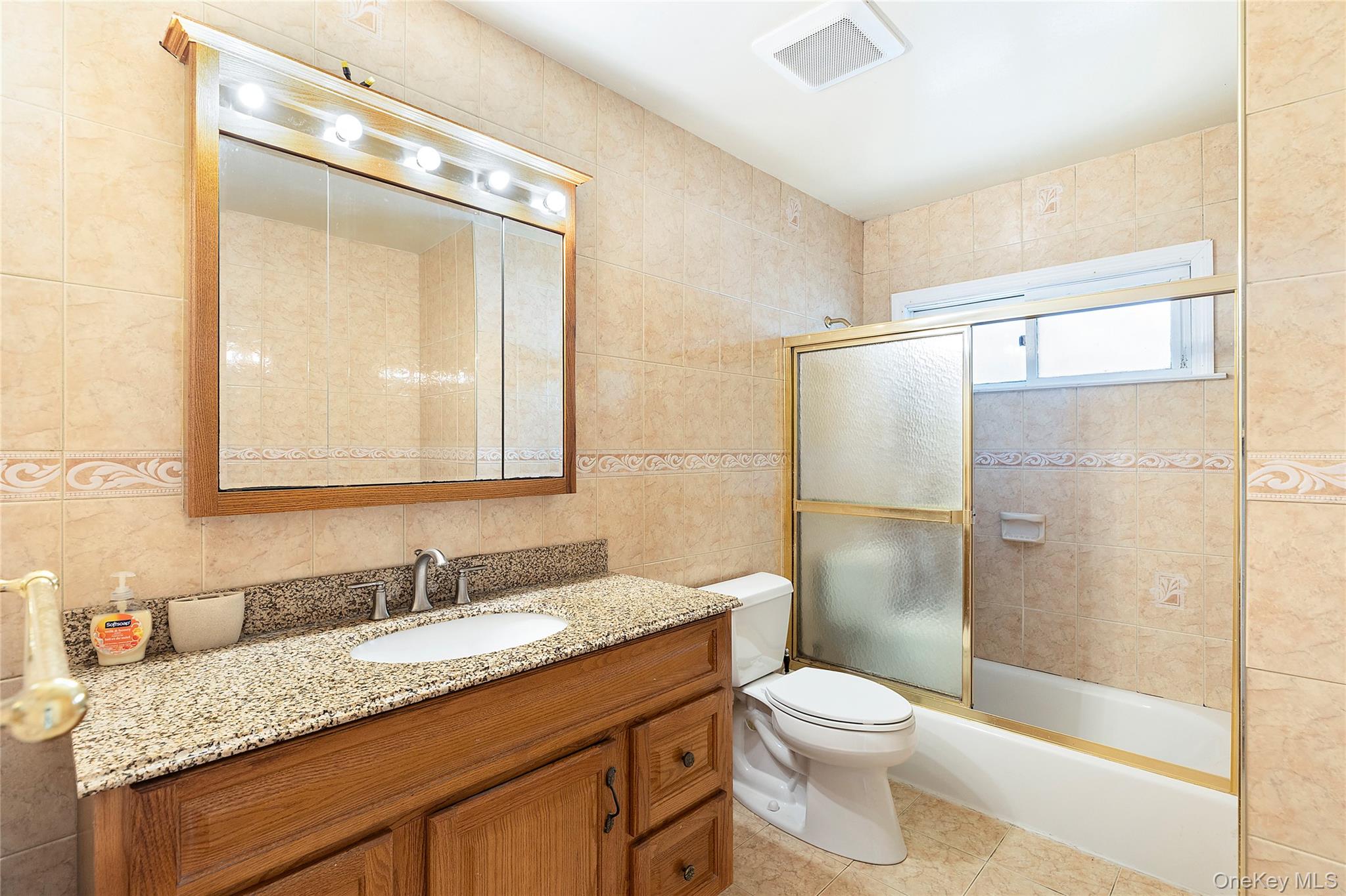 4 Linda Street, Port Jefferson Station, NY 11776