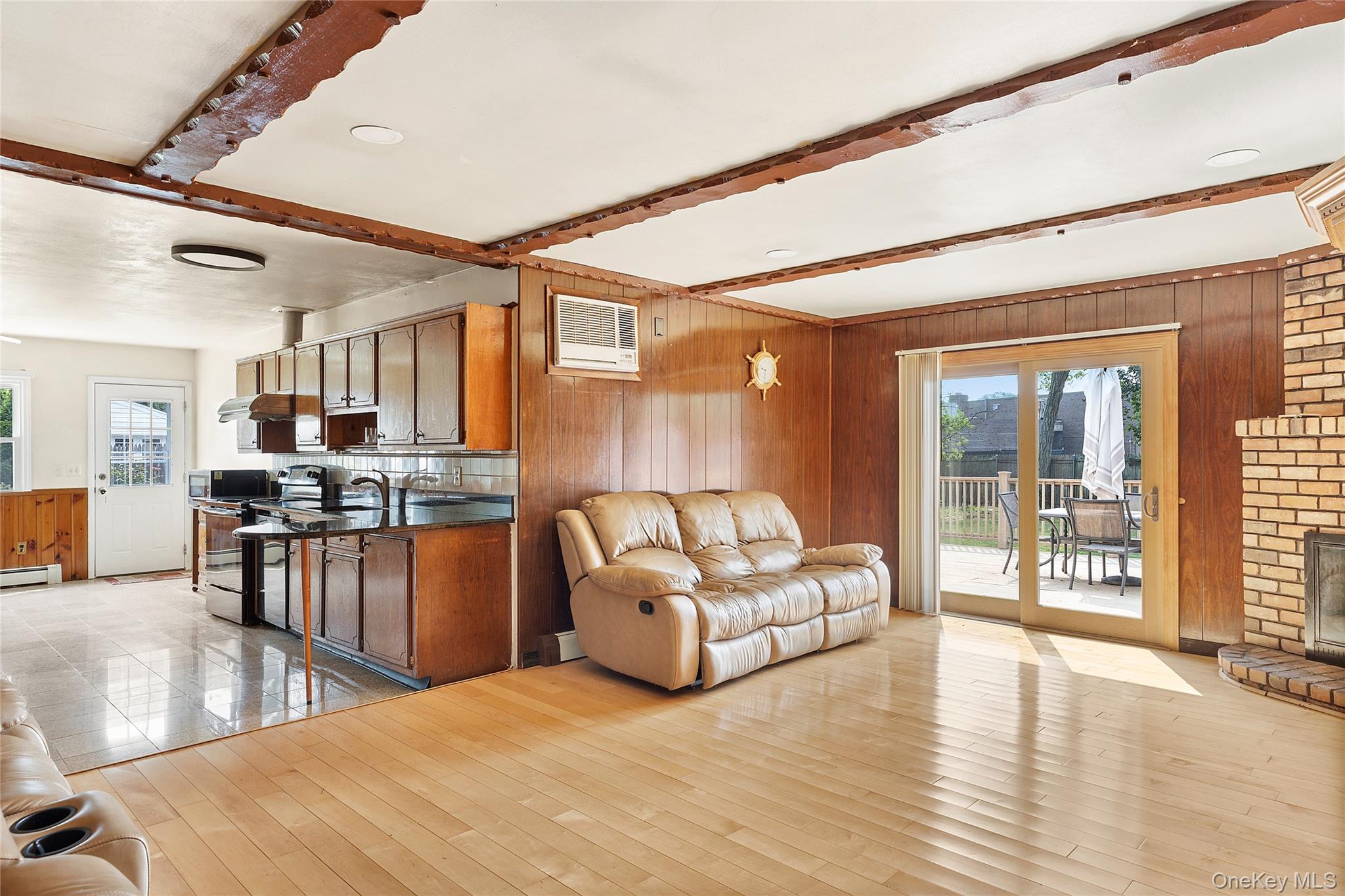 4 Linda Street, Port Jefferson Station, NY 11776