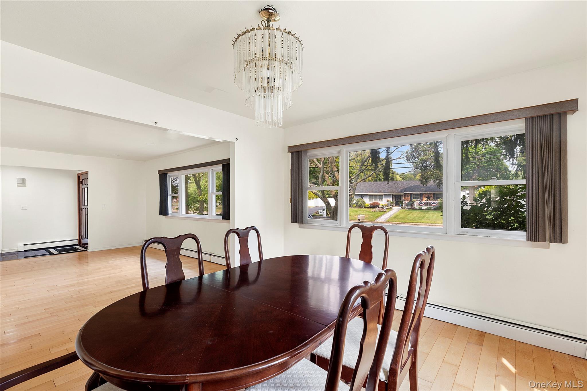 4 Linda Street, Port Jefferson Station, NY 11776