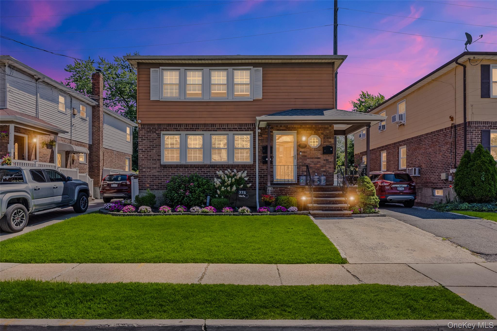 375 Cochran Place, Valley Stream, NY 11581