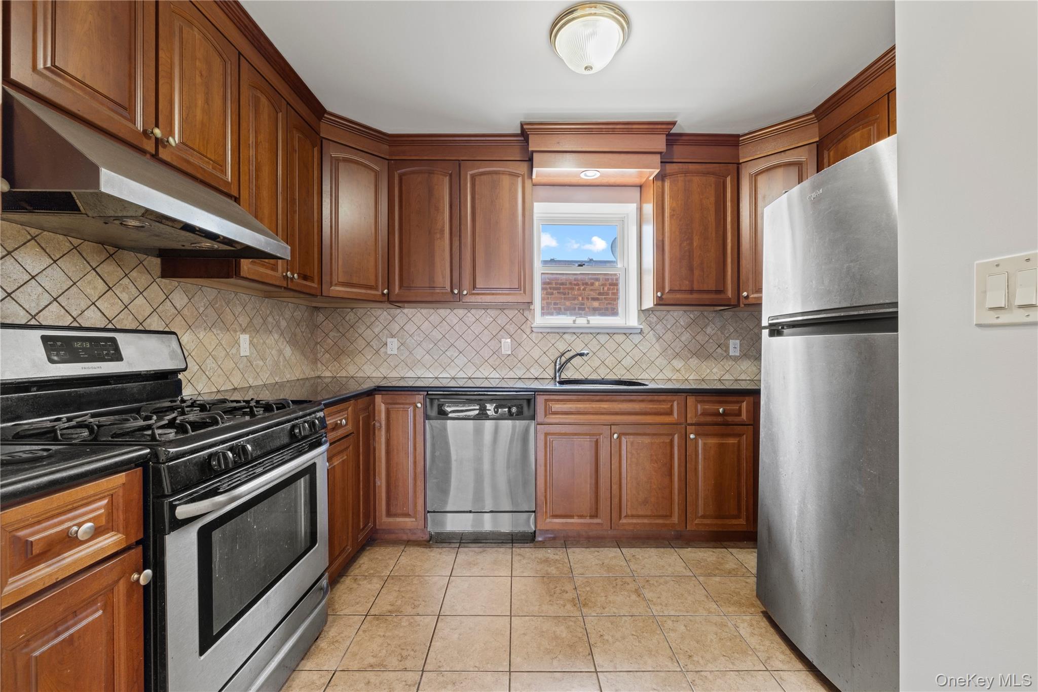 12206 25th Avenue # 2A, College Point, NY 11356