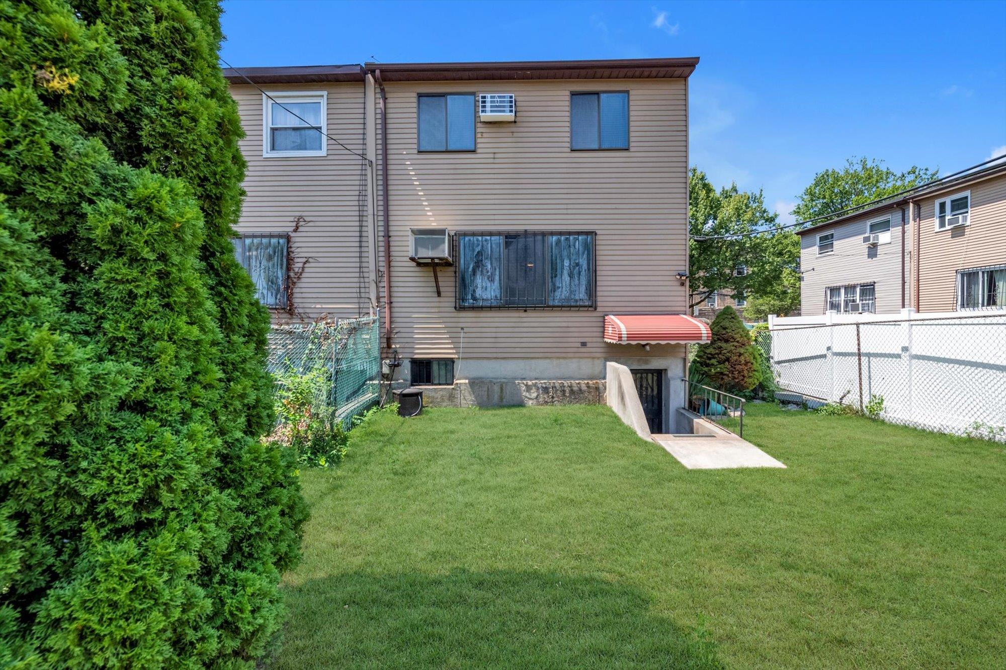 613 Elton Street, Brooklyn, NY 11208