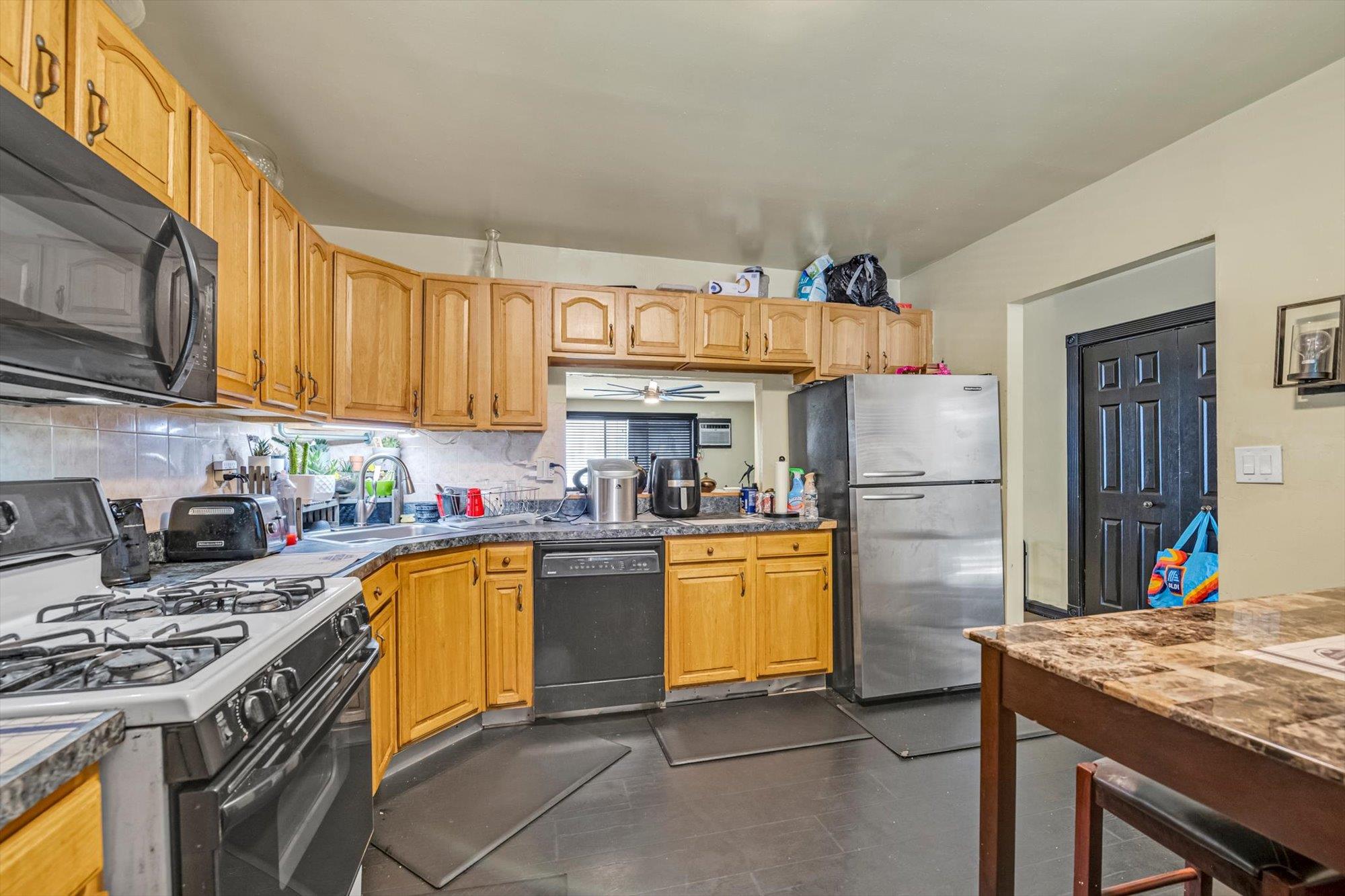 613 Elton Street, Brooklyn, NY 11208