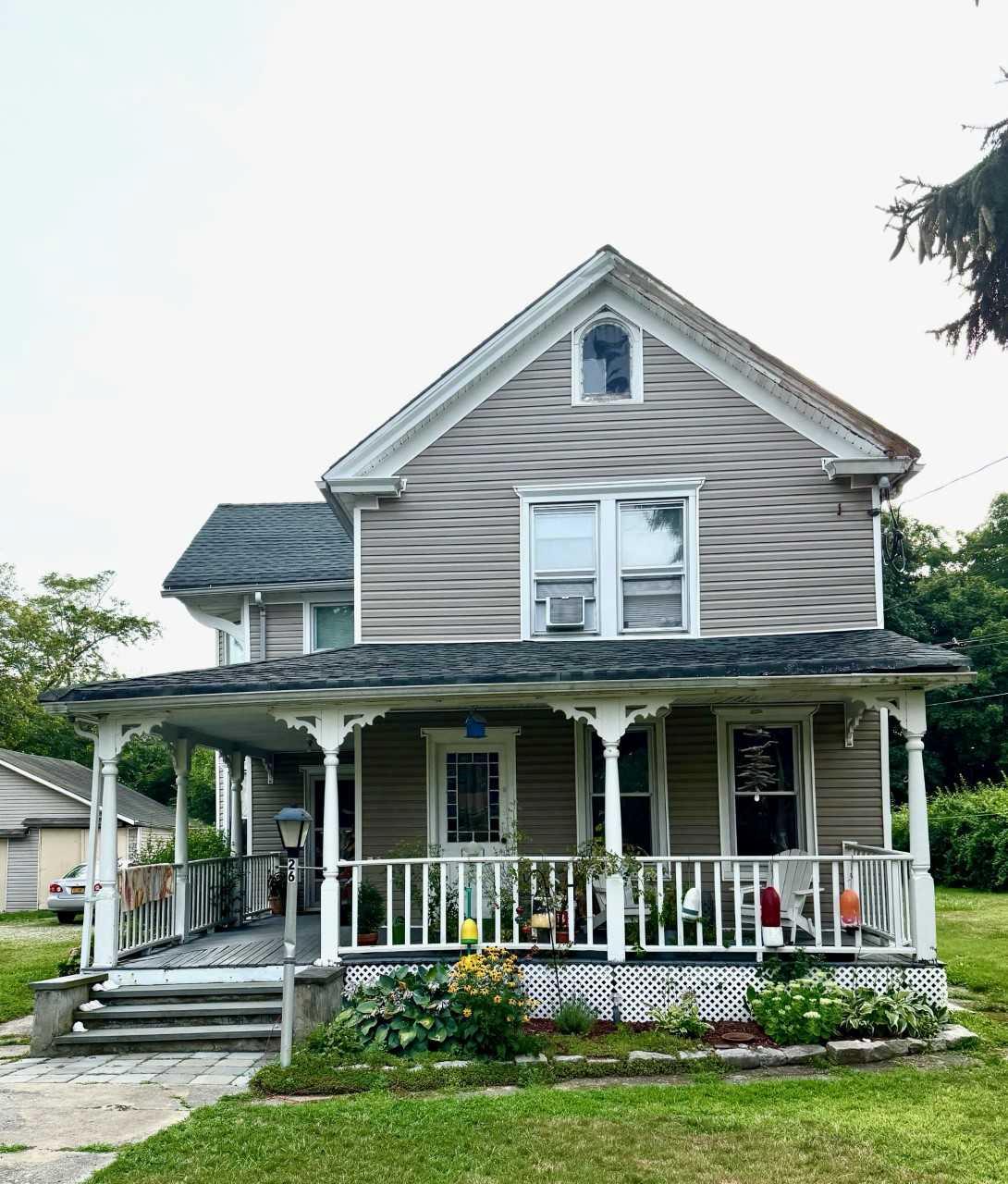 26 Rollstone Avenue # #1 Lower Level, West Sayville, NY 11796